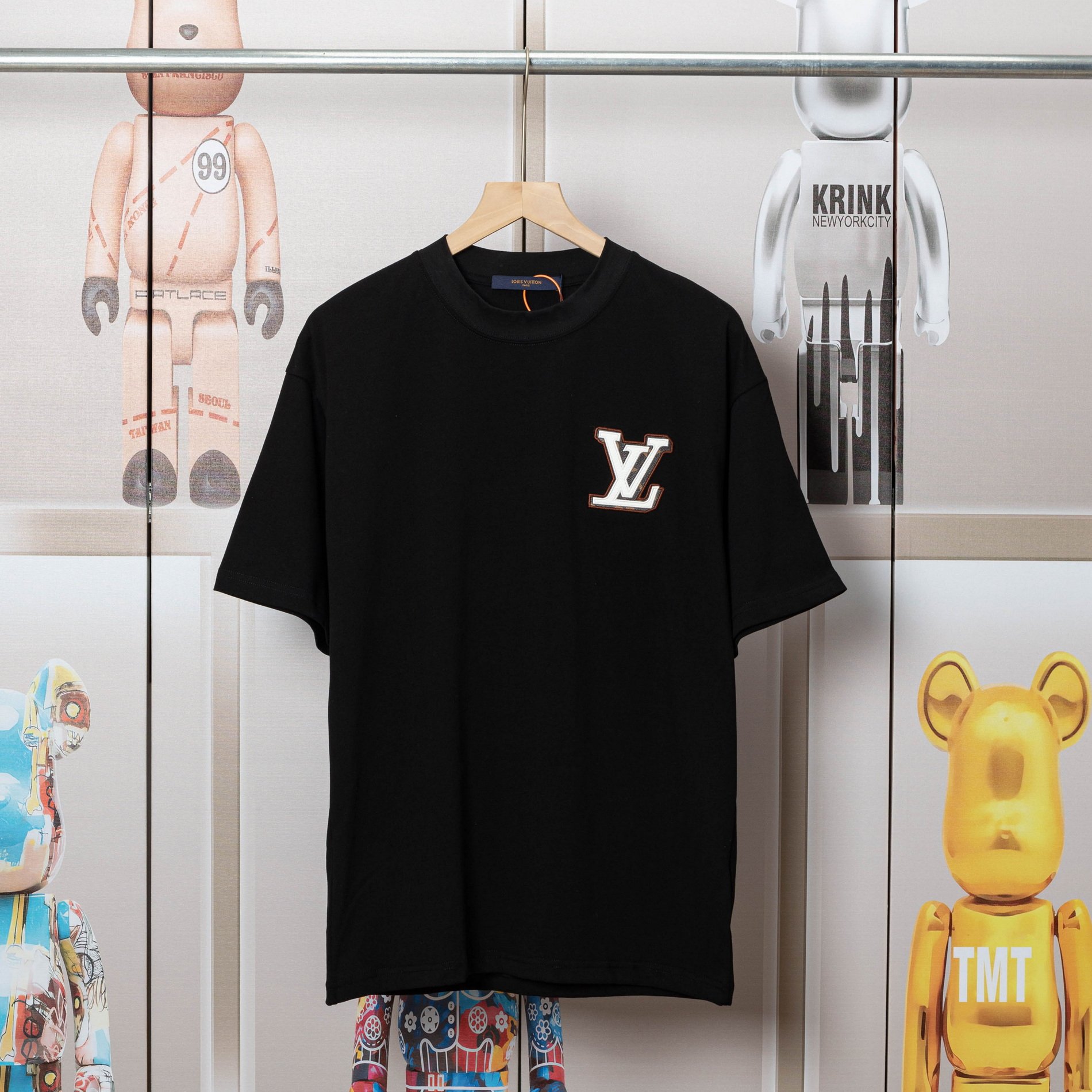 「Dw」 LV路易2024ss真皮刺绣新款短袖 ，高品质🔥重磅双纱2...