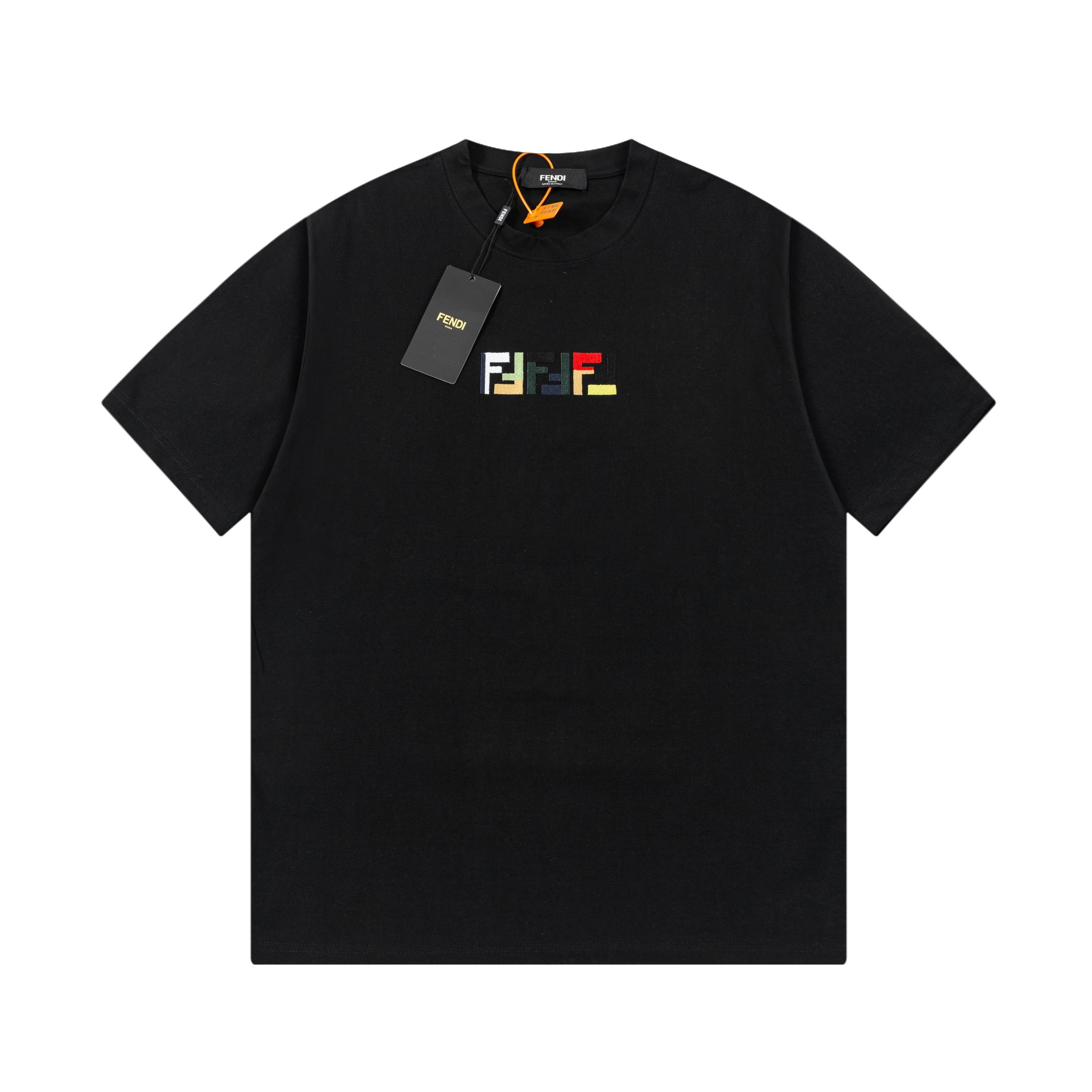 FENDI.🔥 Nueva primavera/verano camiseta casual bordada. Detalles originales con molde abierto. Sincronizado con la web…