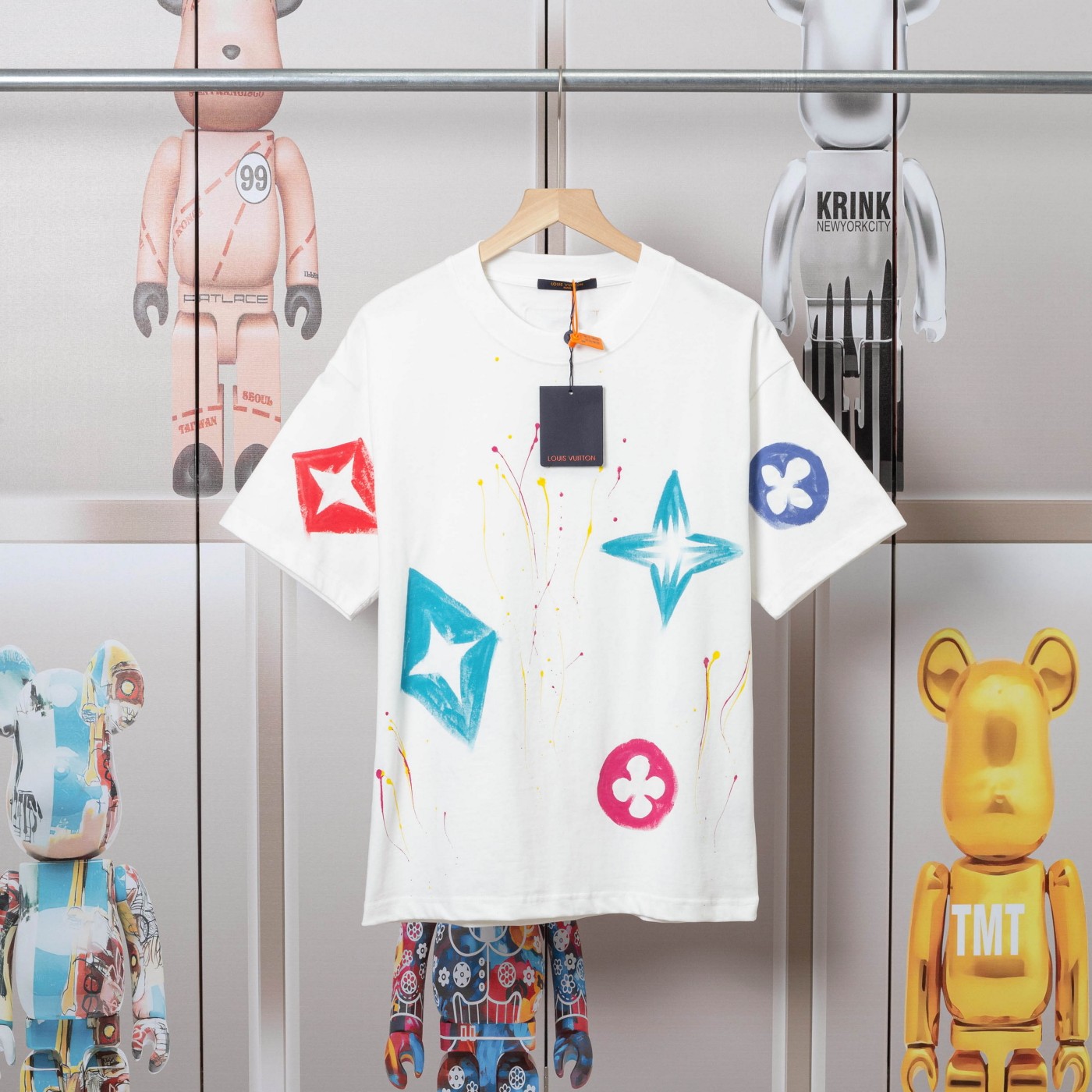 「Dw」 LV路易手绘图鸦新款短袖 ，高品质🔥尼龙滑爽纯棉...