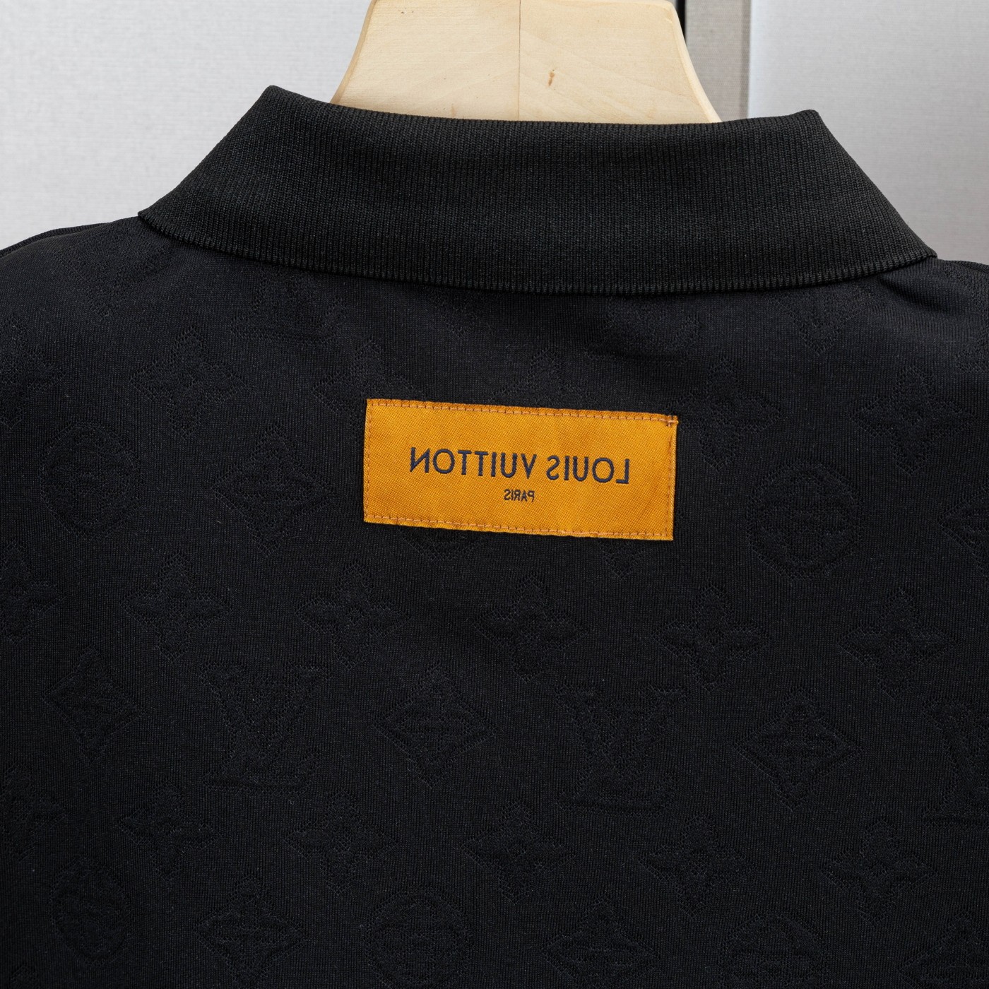 Louis Vuitton Men's Spring/Summer Polo Shirt - Classic Monogram Design 7 a1740437524151 2081
