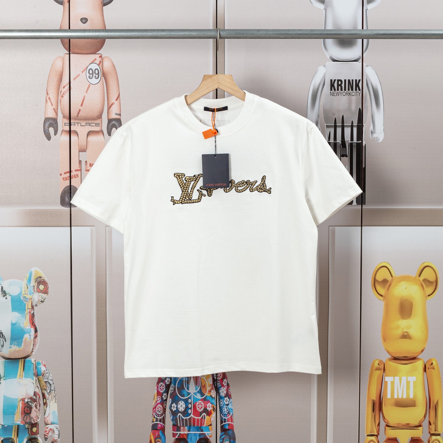 .00「D💓」 LV路易绣花新款短袖 ，高品质🔥尼龙滑爽纯棉...