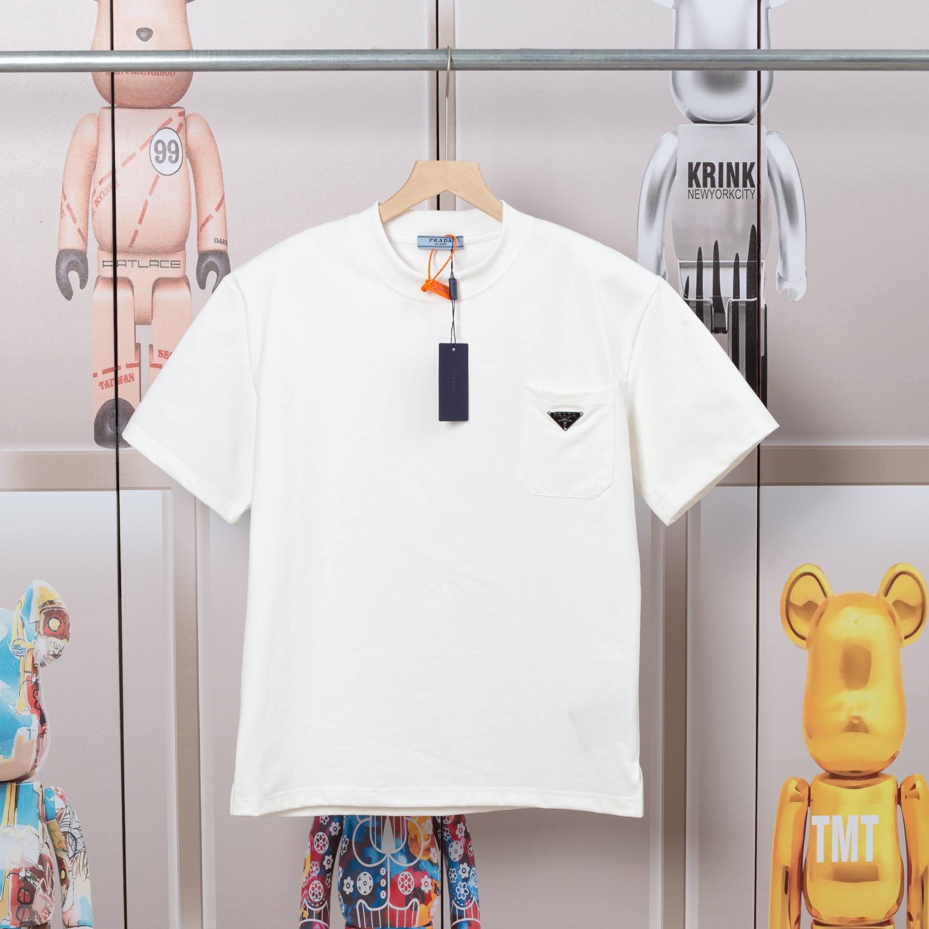 .00「D💓」 RADA 普拉达 新款口袋三角标短袖T恤. 高品质🔥...