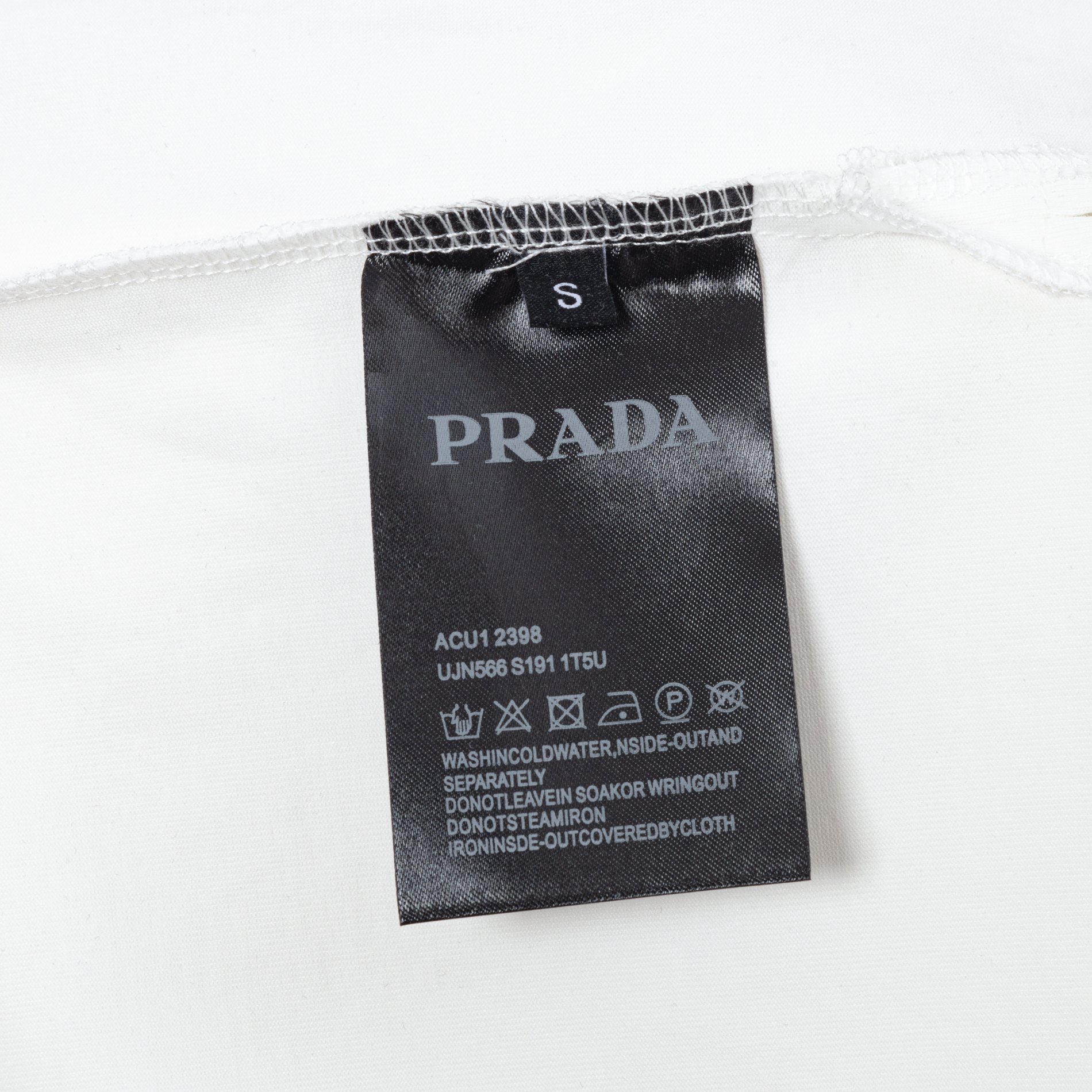 Prada  T恤服装,男,女 9