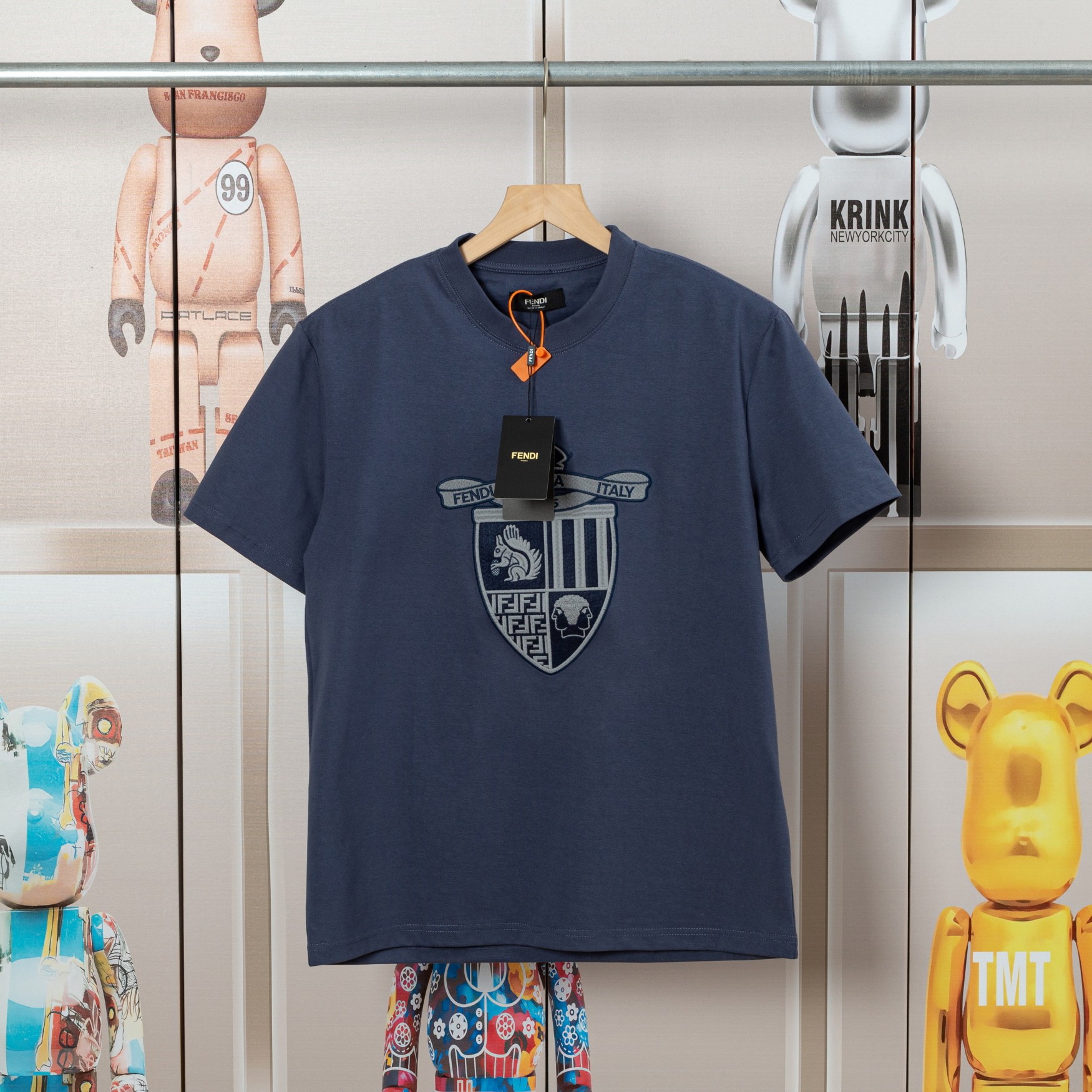 .00「D💓」 FENDI芬迪🔥春夏新款绣花休闲短袖T恤.细节原版...