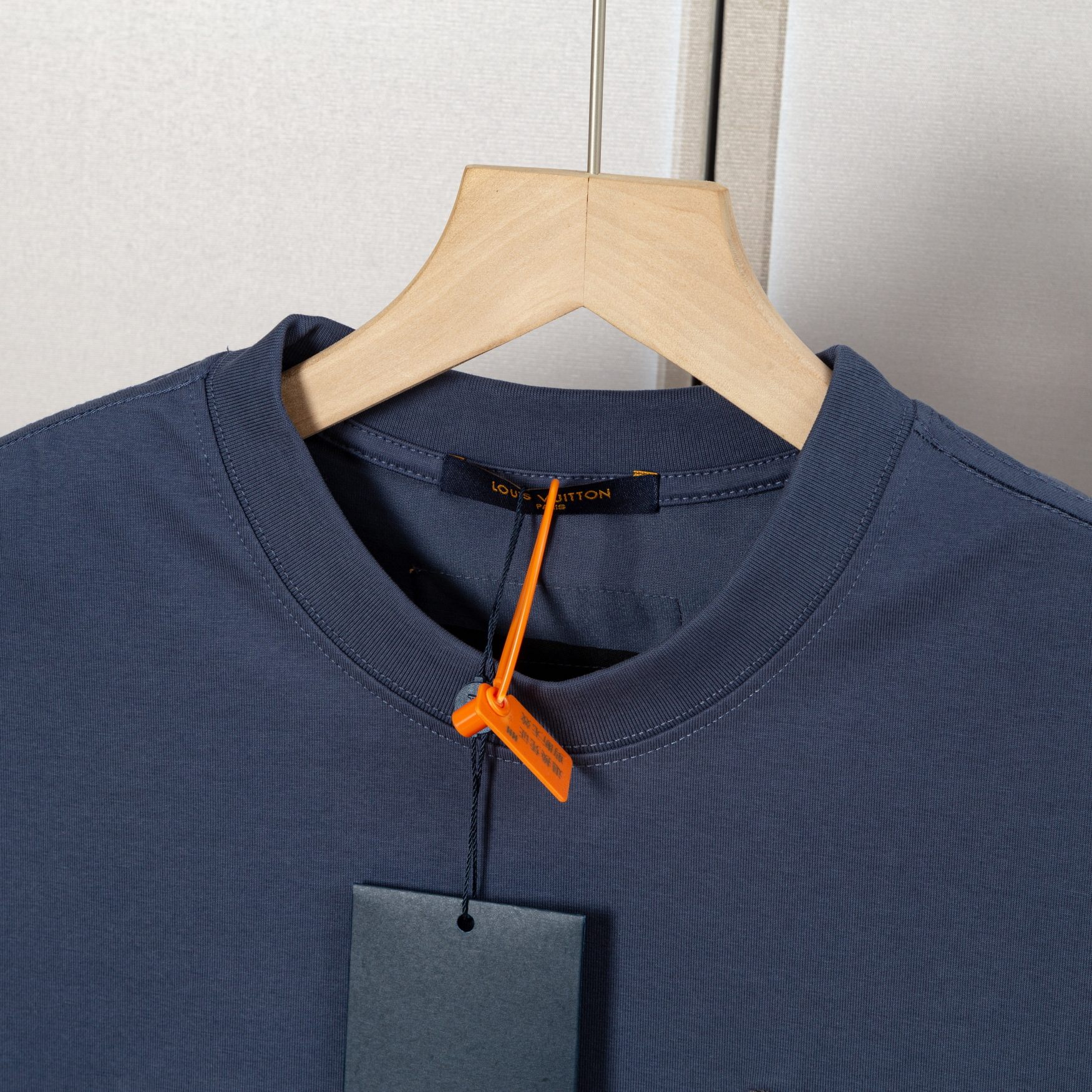 Louis Vuitton  短袖服装,lv,男,女 5