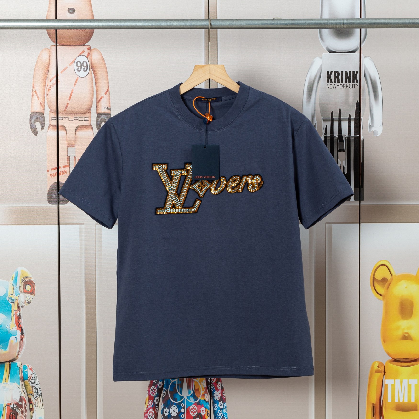 .00「D💓」 LV路易早春珠片绣花新款短袖T恤，高品质🔥尼...