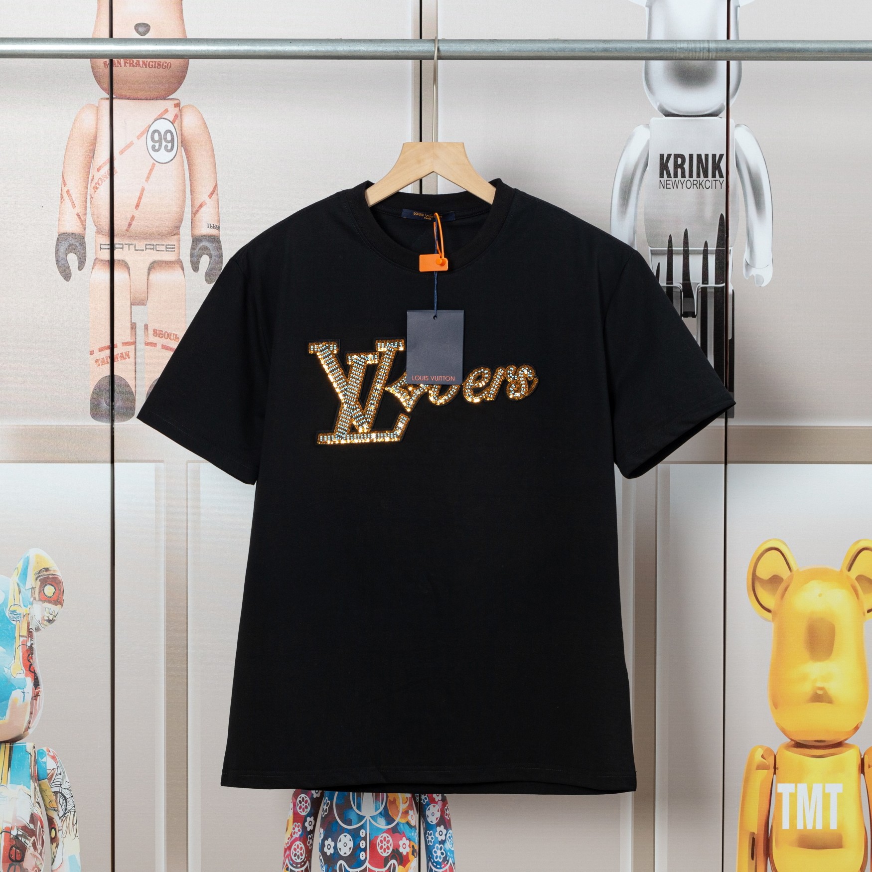 .00「D💓」 LV路易早春珠片绣花新款短袖T恤，高品质🔥尼...