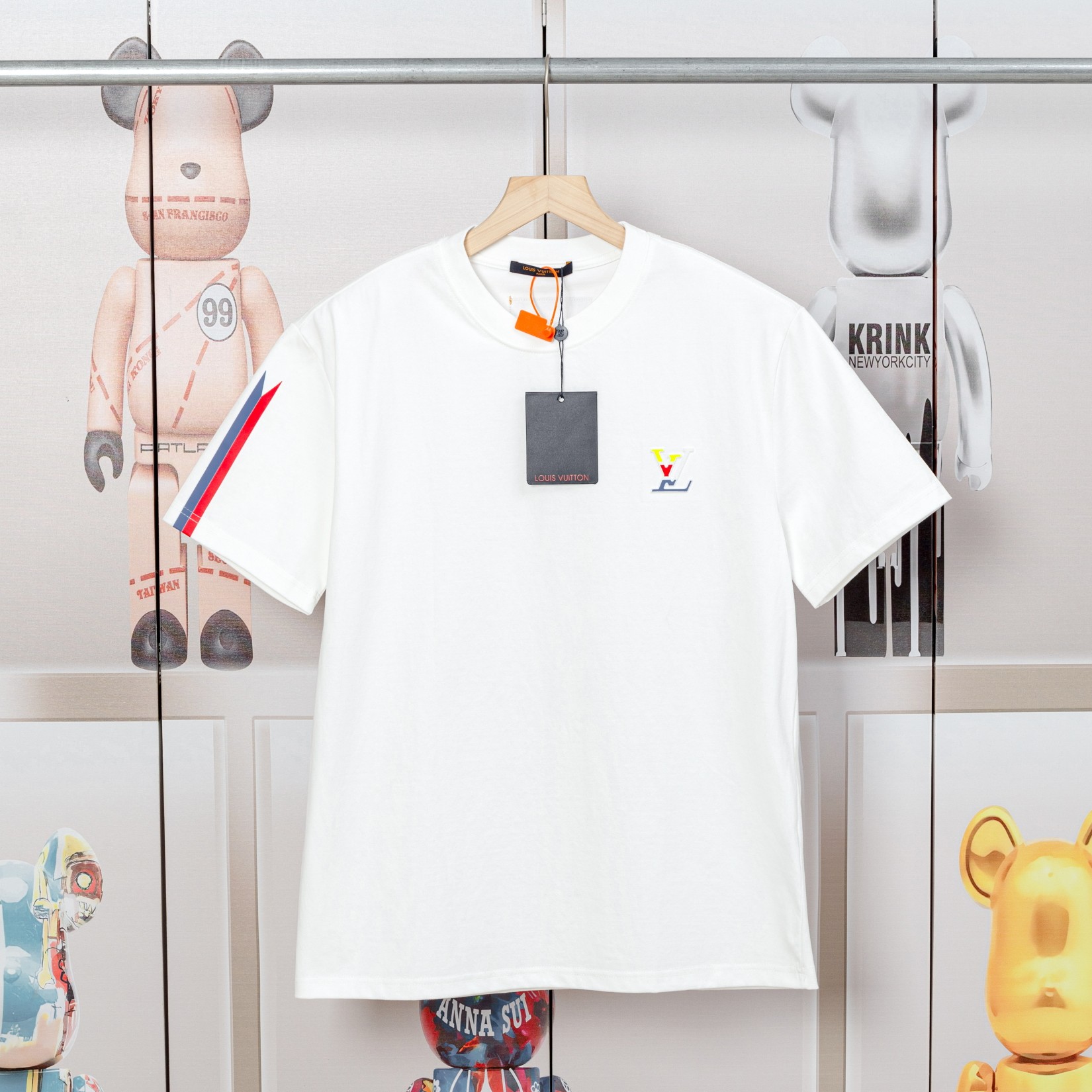 .00「D💓」 LV路易驴家早春 凹凸提花兼压彩条新款短袖T恤...