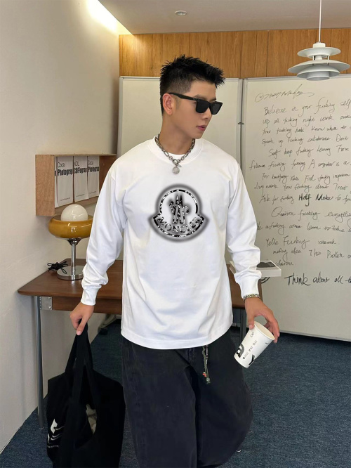 Moncler Long Sleeve T-Shirt Metal Logo Print Casual Unisex Top 1 Moncler Long Sleeve T-Shirt Metal Logo Print Casual Unisex Top