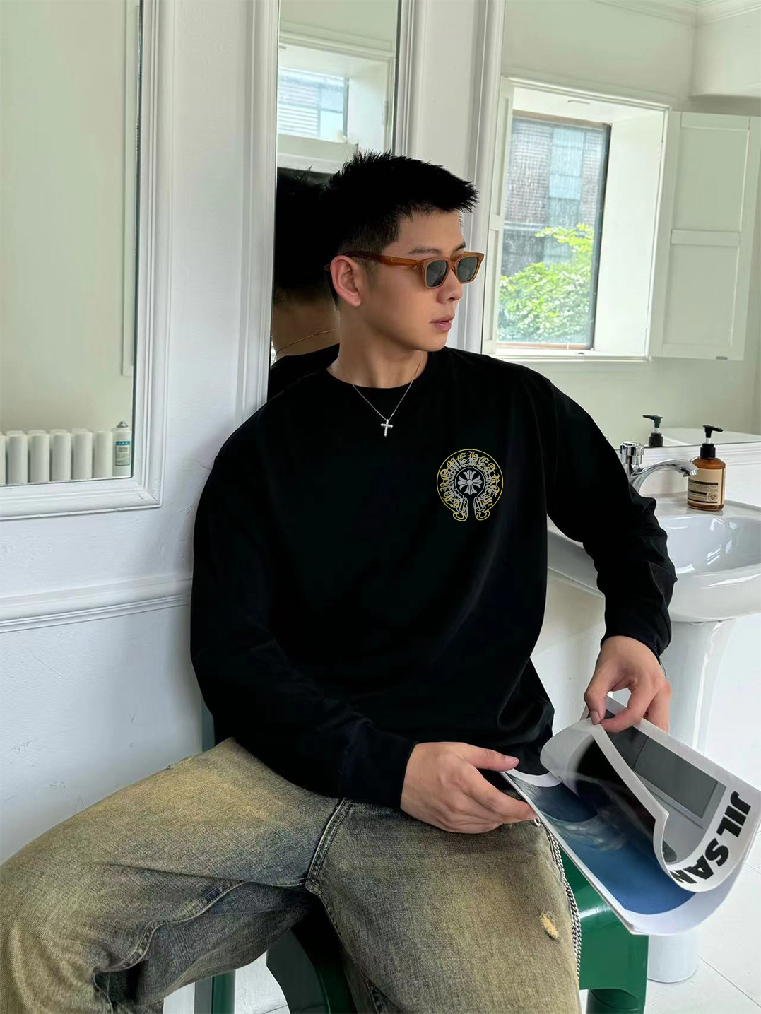 NO:529095,Croxin 2025 Spring and Autumn New Style Round Neck Long Sleeve T-shirt Front and Back Logo Alphabet Pattern Print High-end Simple, Loose, Casual, Breathable, Evergrande Men and Women Size Size S M L XL XXL Five Sizes Color White Black, Chrome Hearts, Tees, t-shirt, alexander wang19860909克罗心 2025 春秋新款 圆领长袖T恤 前后logo字母图案印花 高端简约宽松休闲透气百搭 男女同款 尺码S M L XL XXL 五个码 颜色白色 黑色,,chrome hearts,tees，t-shirt,alexander wang,Men's clothing