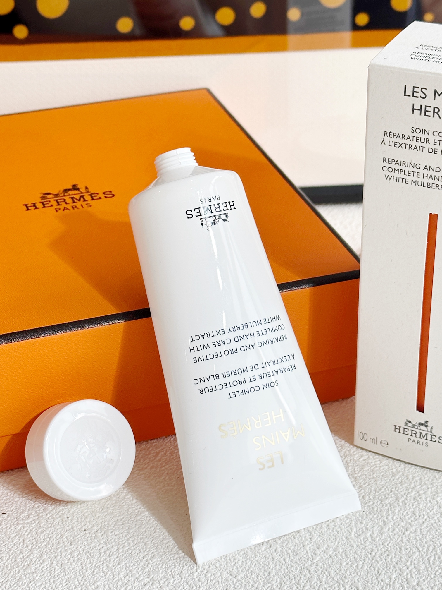 HERMES 爱马仕白桑精粹护手霜100ml(大容量 9