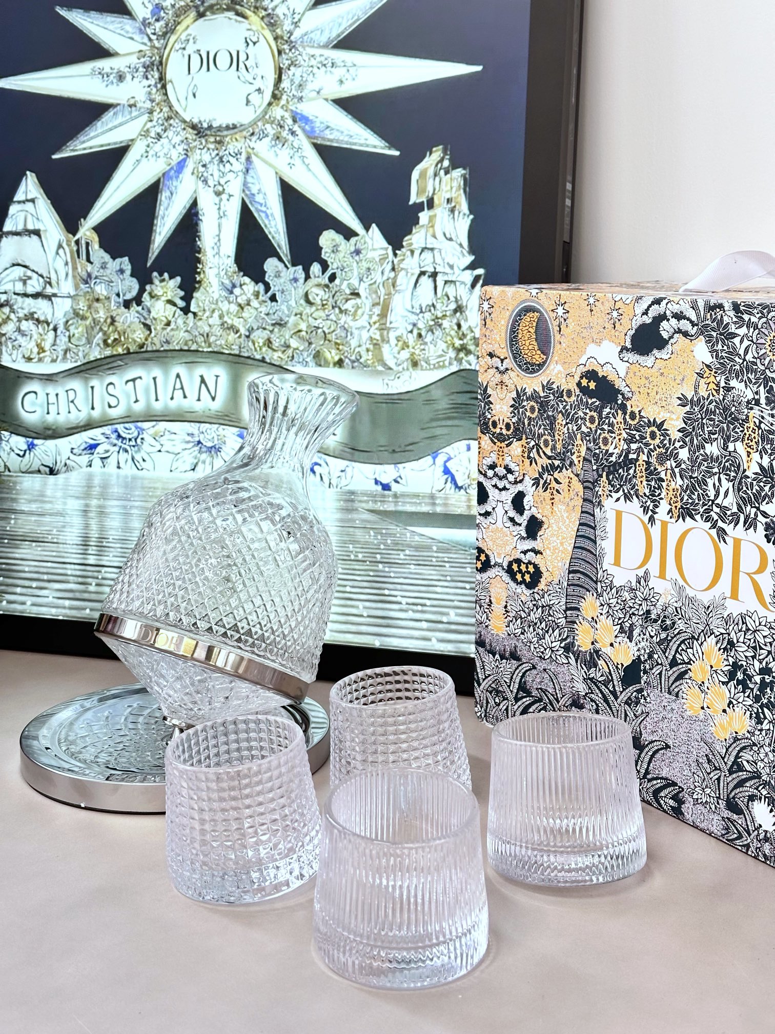 Dior Private Decanting Gift Box 💦Treasure item in a slightly tipsy life - Lifestyle 4