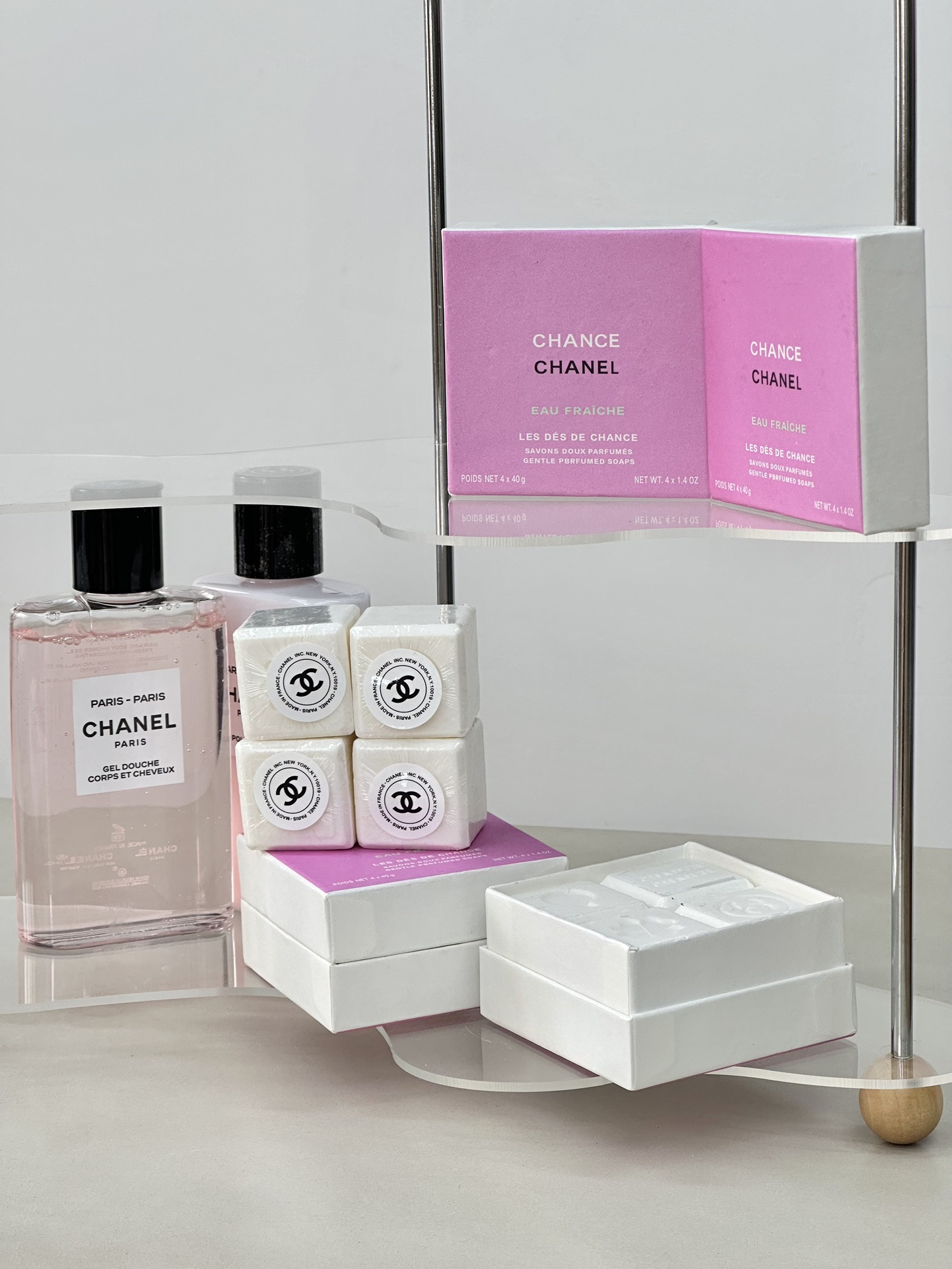 CHANEL CHANCE Perfumed Cleansing Soap - Comprehensive 3