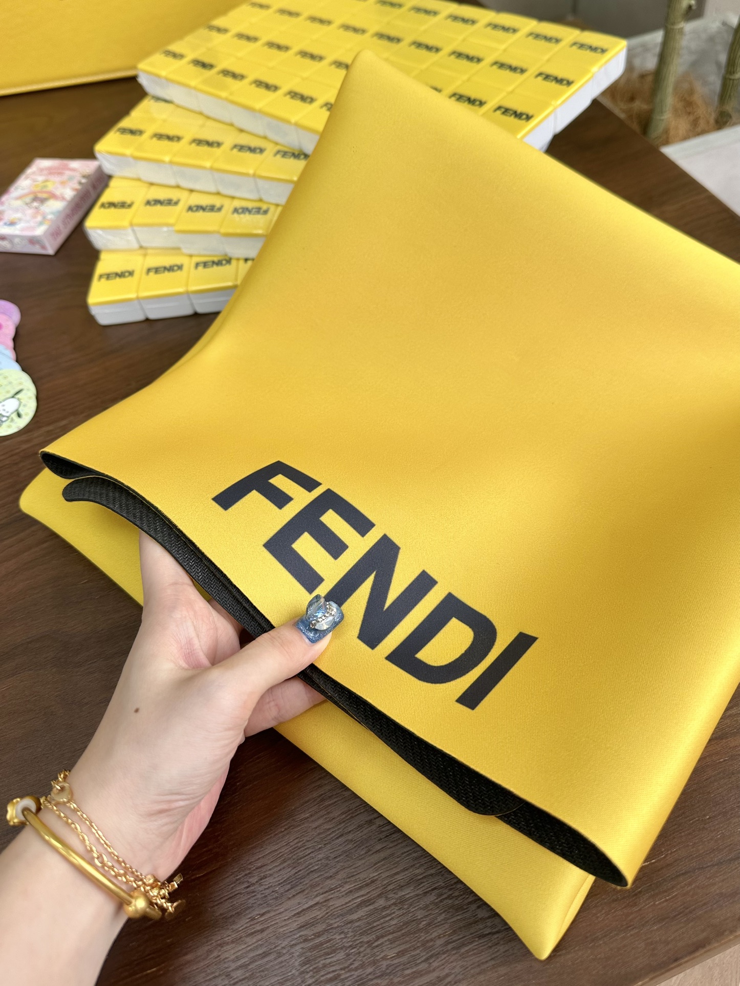 路易威登 Louis Vuitton 高定典藏名品高定成衣时装外套连衣裙衬衫T恤 #6DA0D637 4