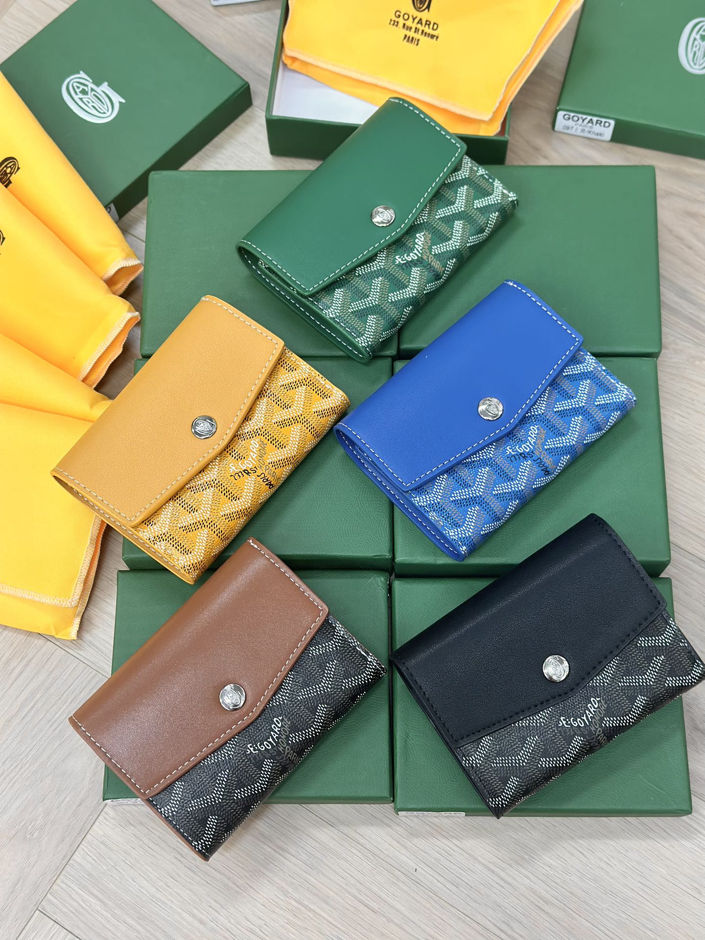 Distinguished by its refined design and fine craftsmanship, this wallet - Comprehensive
