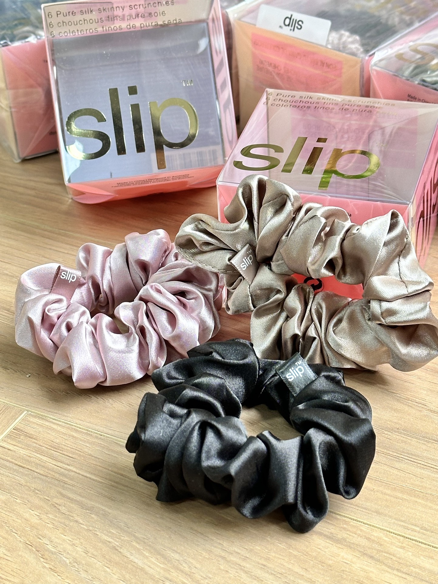 **Slip Pure Silk Large Scrunchie Set (Set of 3)** - Comprehensive 2
