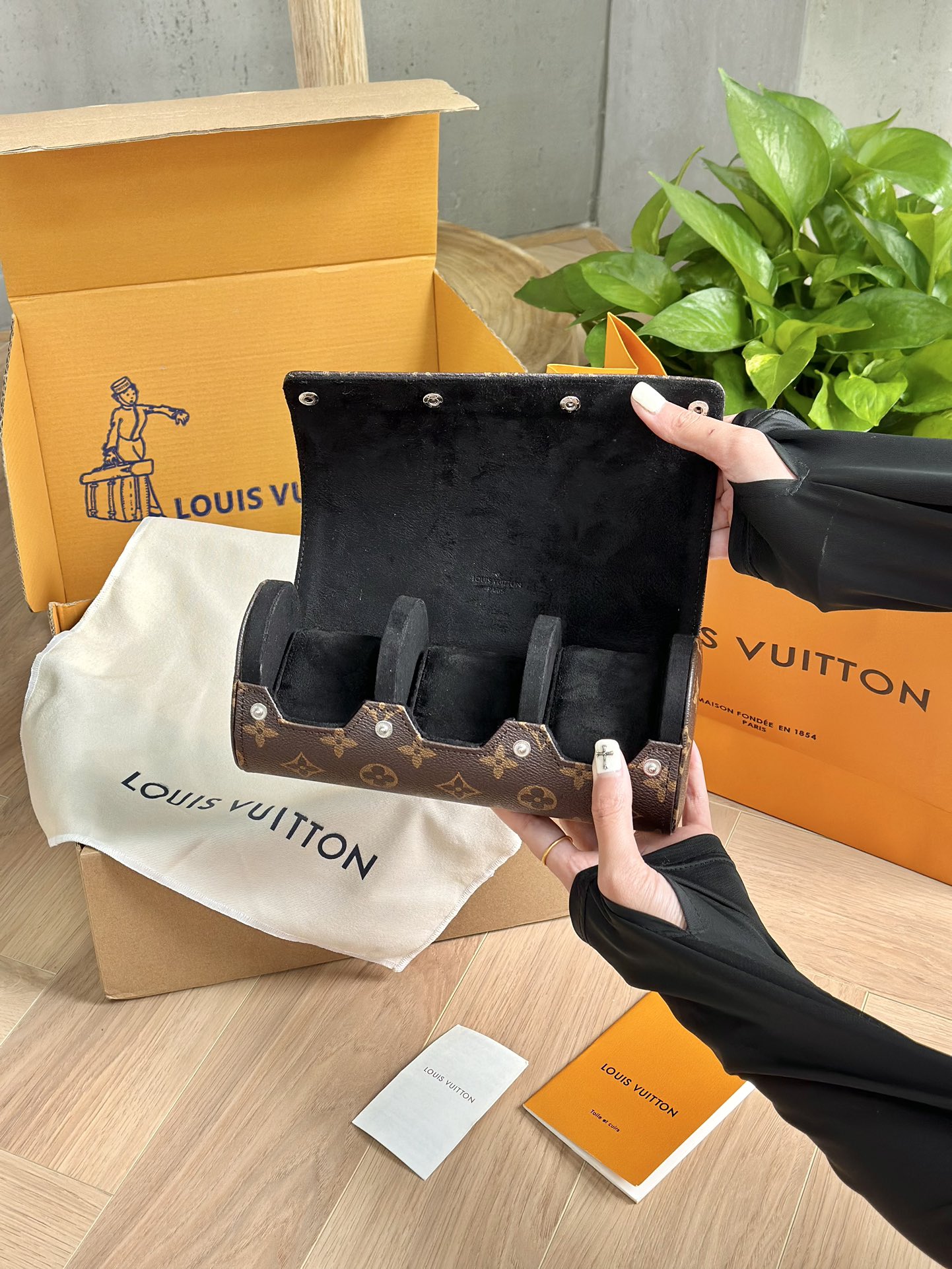 值得收藏的Louis Vuitton 中古腕表盒 6