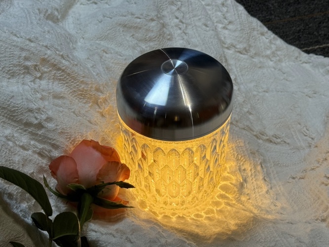 Elegant Crystal Table Lamp with Metal Base - Perfect for Home Decor, Bedside Lamp 1 Elegant Crystal Table Lamp with Metal Base - Perfect for Home Decor, Bedside Lamp