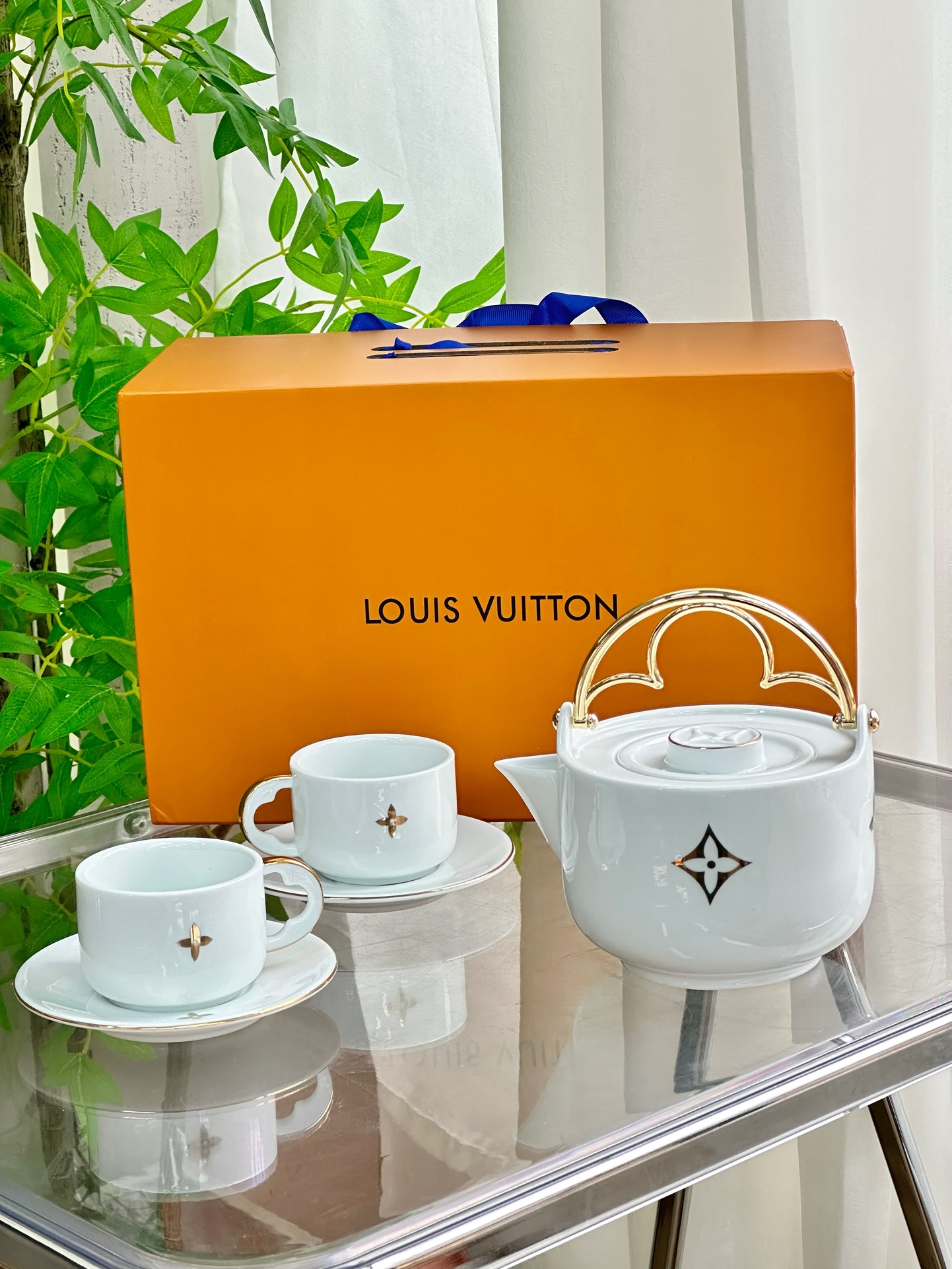 Louis Vuitton Tea Set - Comprehensive 3