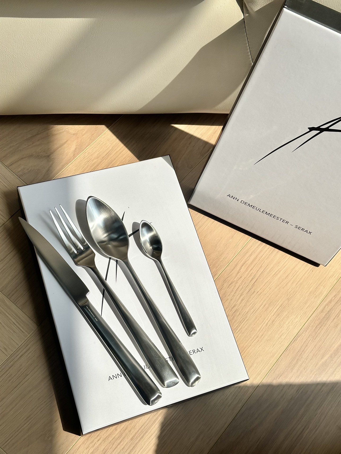 **Serax by Ann Demeulemeester 4-Piece Stainless Steel Flatware Set** - Comprehensive 9