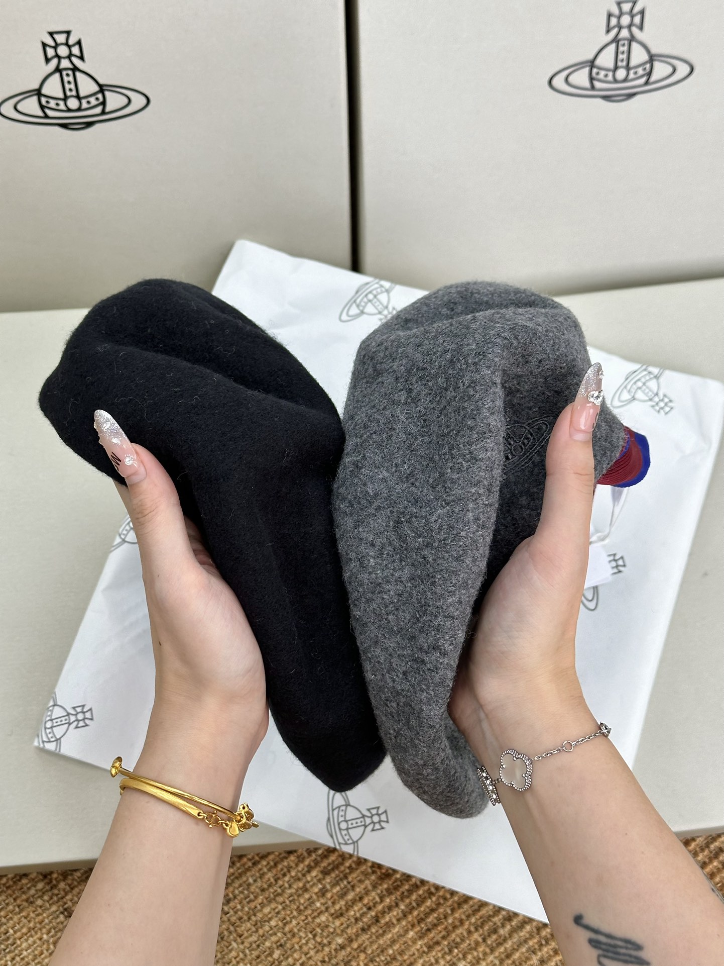 Wool construction with a full, structured silhouette. - Comprehensive 5