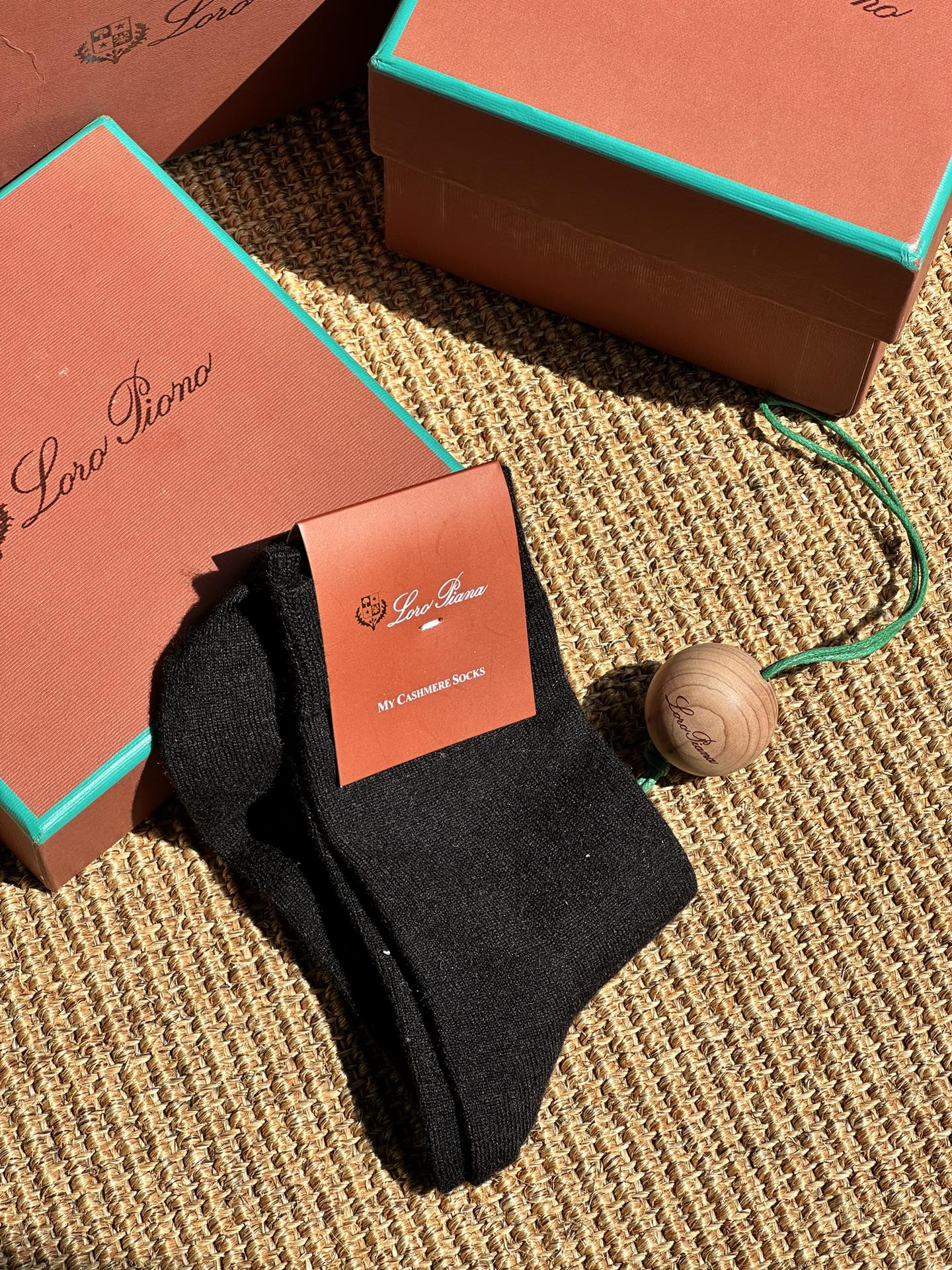 these socks offer superior softness - Comprehensive 3