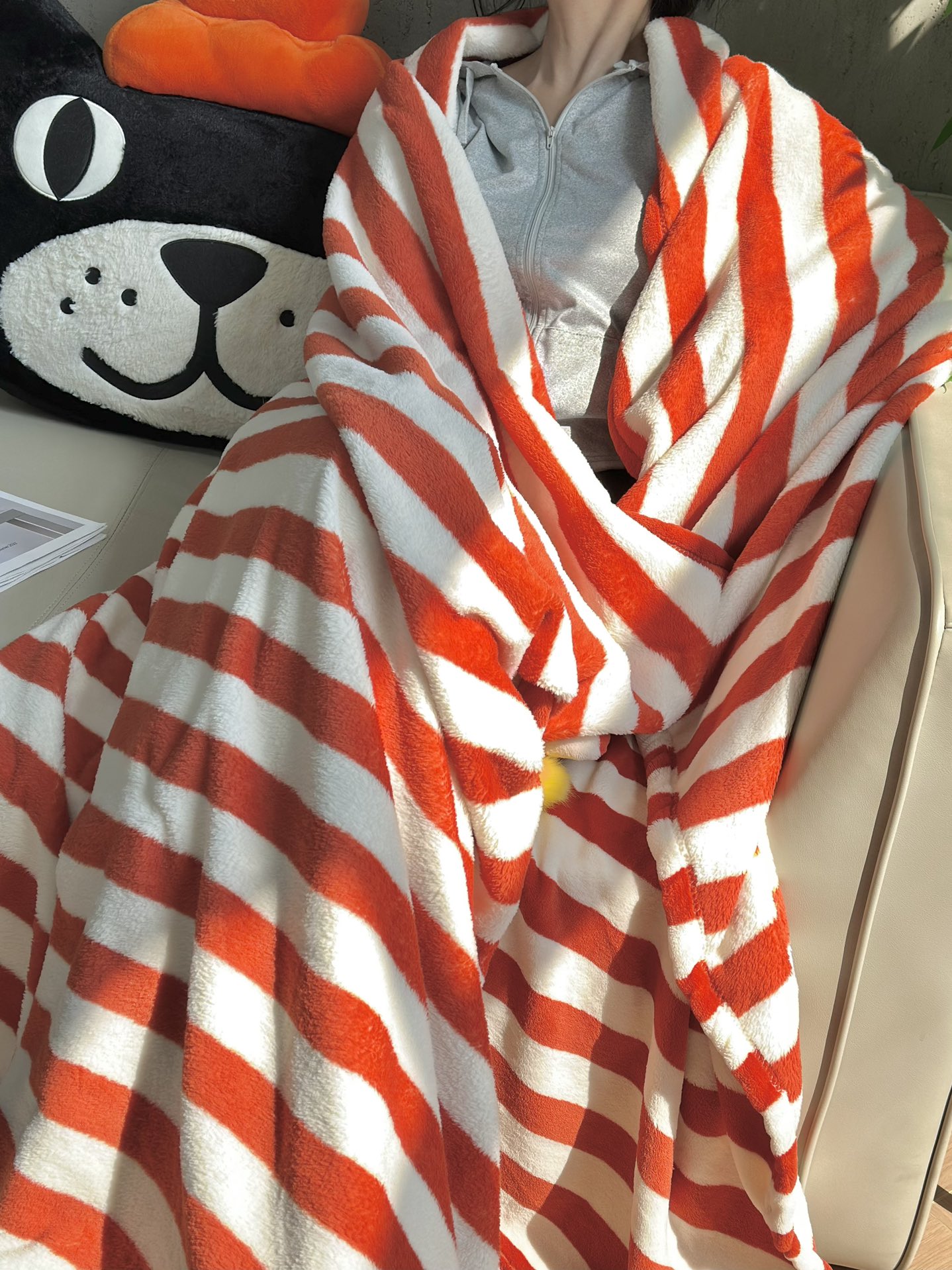 A plush flannel throw blanket offering exceptional warmth and cloud-soft - Comprehensive 3