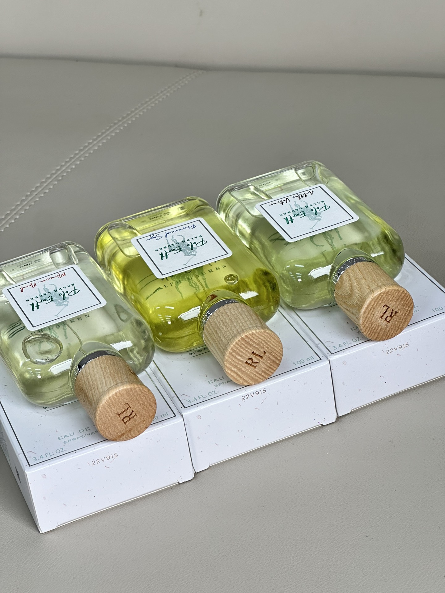 Fragrance Family:** Woody Fougère - Comprehensive 7