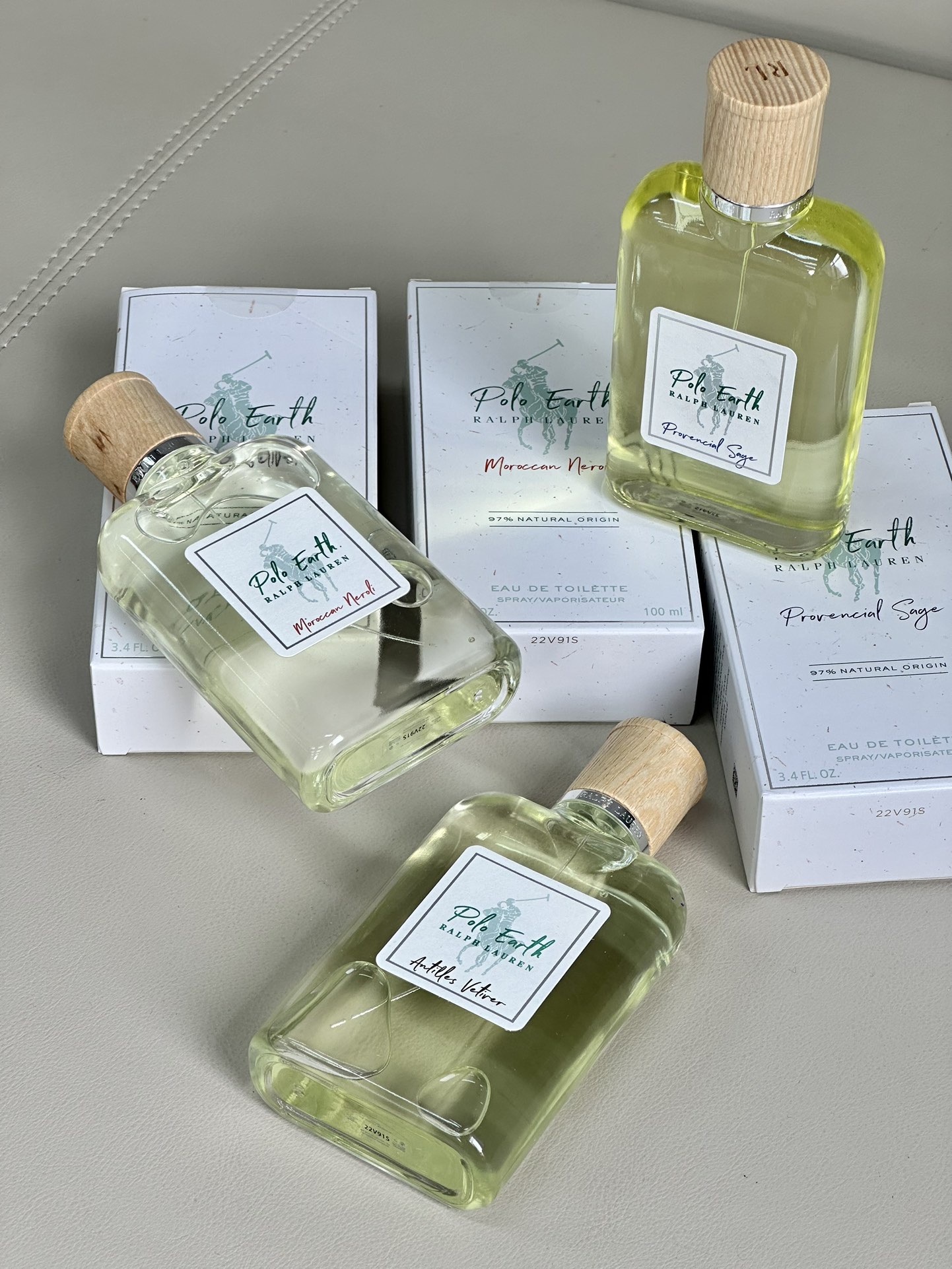 Fragrance Family:** Woody Fougère - Comprehensive 8