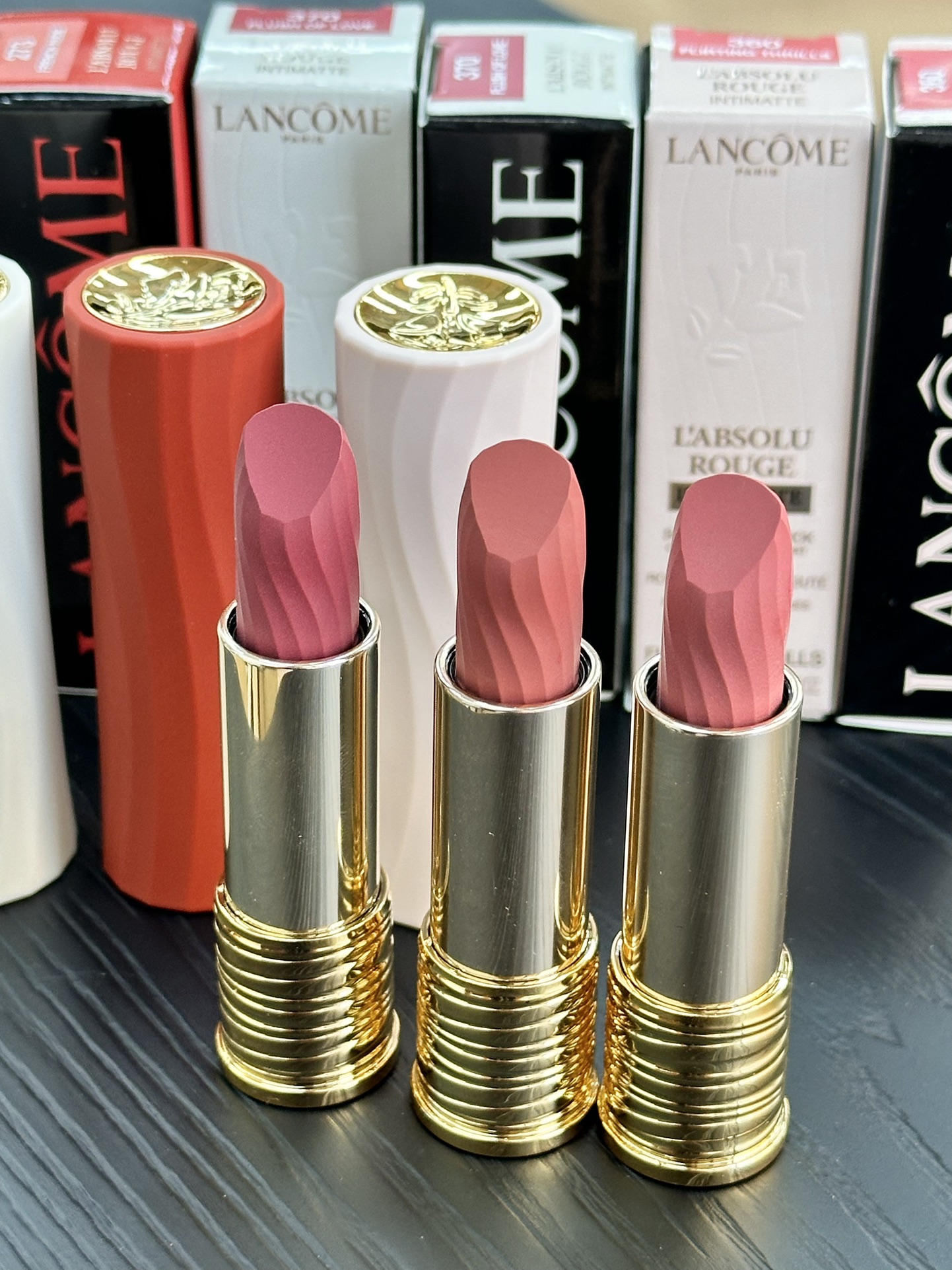 Lancôme Limited-Edition Lipstick - Comprehensive 3