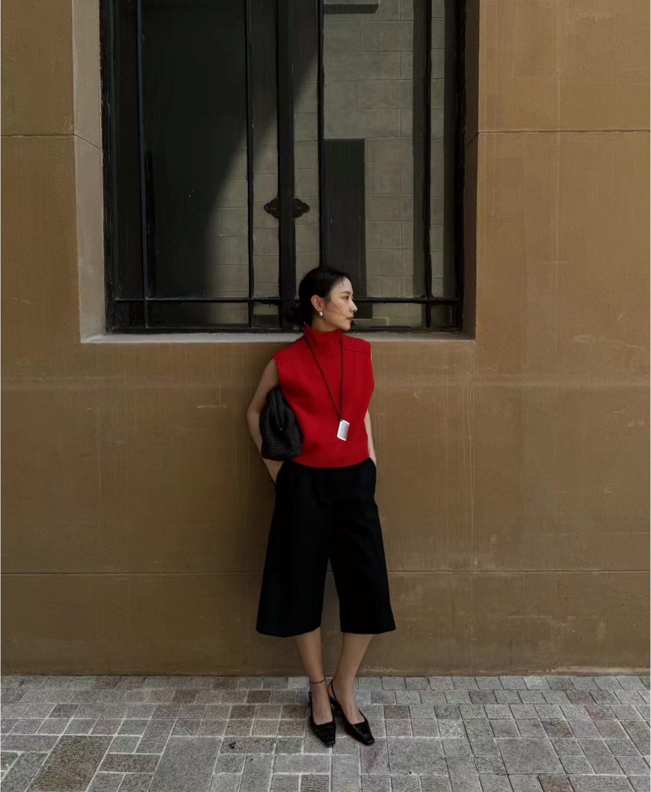An oversized red T-shirt featuring a clean, minimalist silhouette - Comprehensive 3