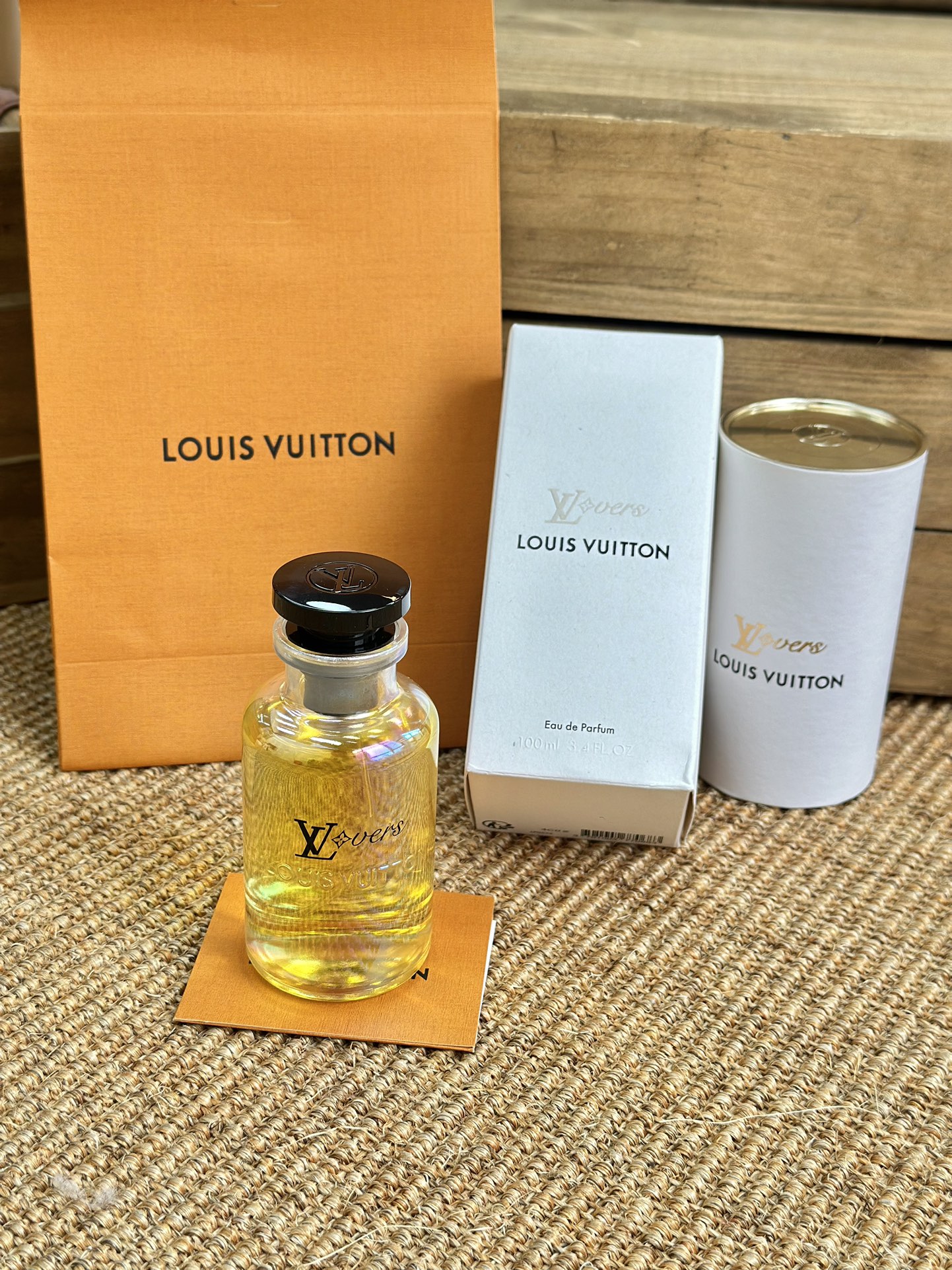 全新淡香水 LVERS 灵感来自灿烂的夏日阳光 3