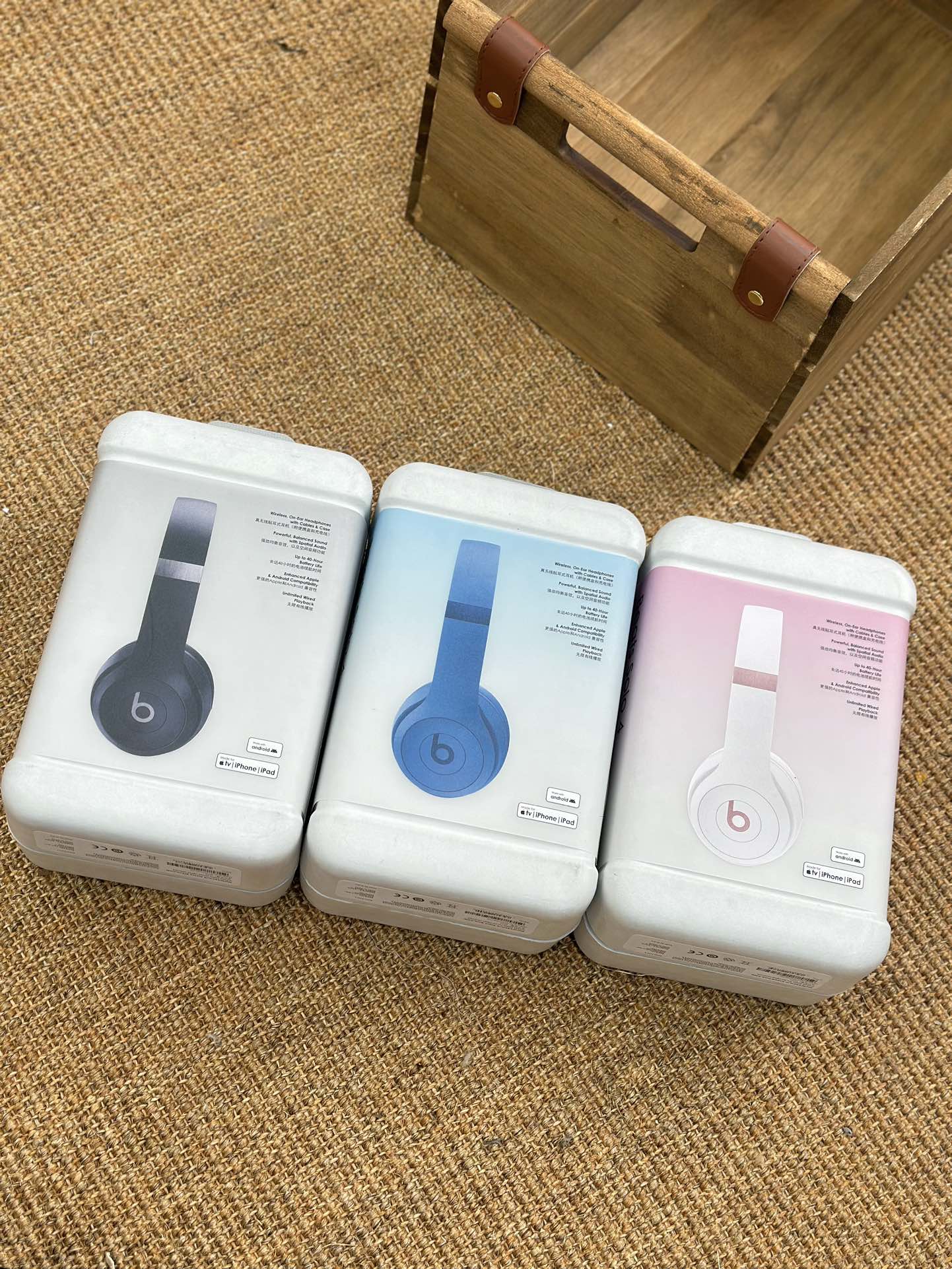 the headphones include a black carrying pouch, a charging cable, an - Comprehensive 2