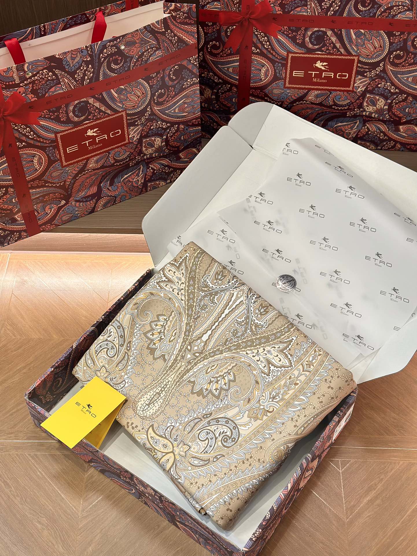 路易威登 Louis Vuitton 高定典藏名品高定成衣时装外套连衣裙衬衫T恤 #B7B59BCA 2