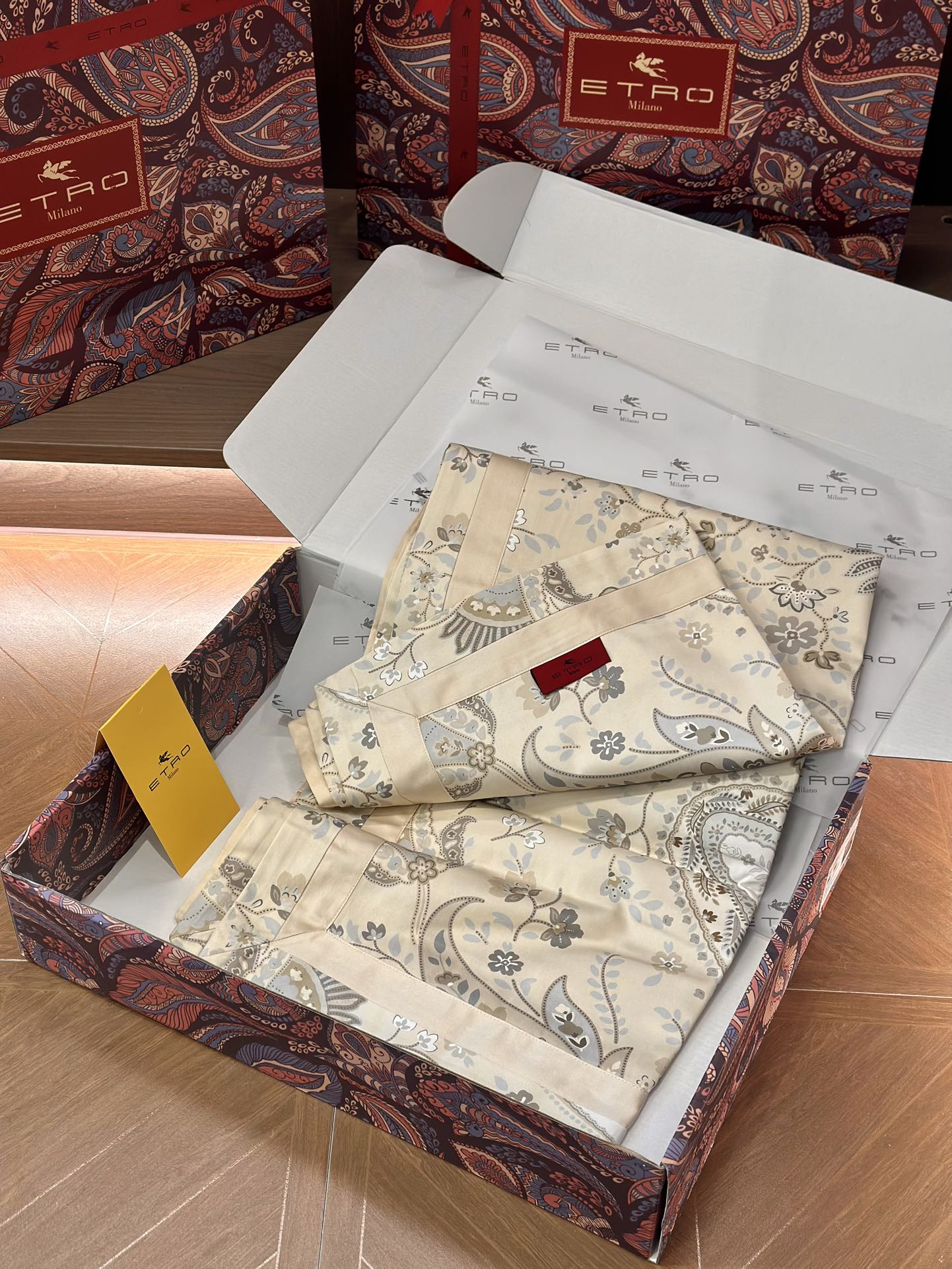 路易威登 Louis Vuitton 高定典藏名品高定成衣时装外套连衣裙衬衫T恤 #03CACCC7 9