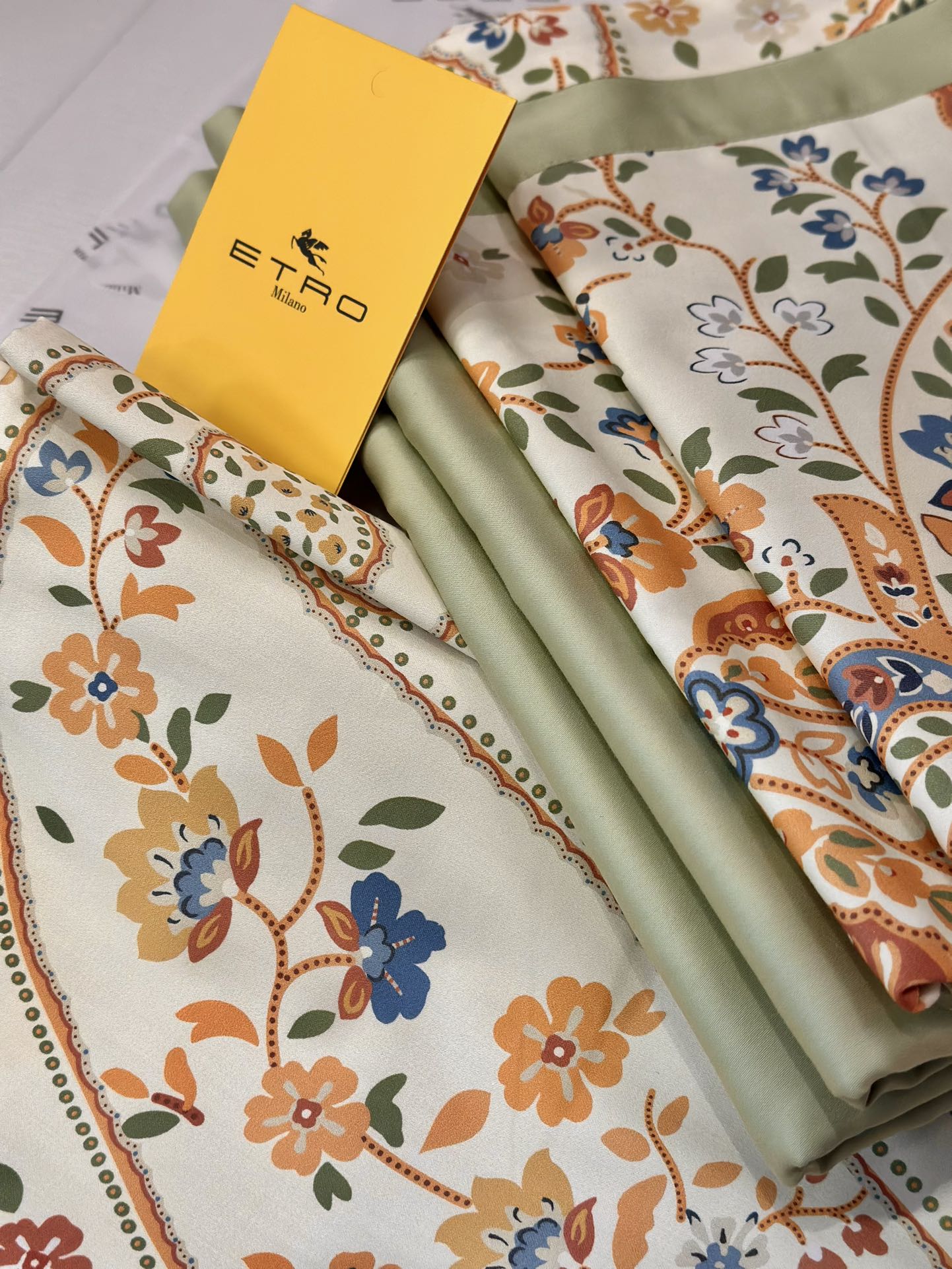 路易威登 Louis Vuitton 高定典藏名品高定成衣时装外套连衣裙衬衫T恤 #37BBE33D 4