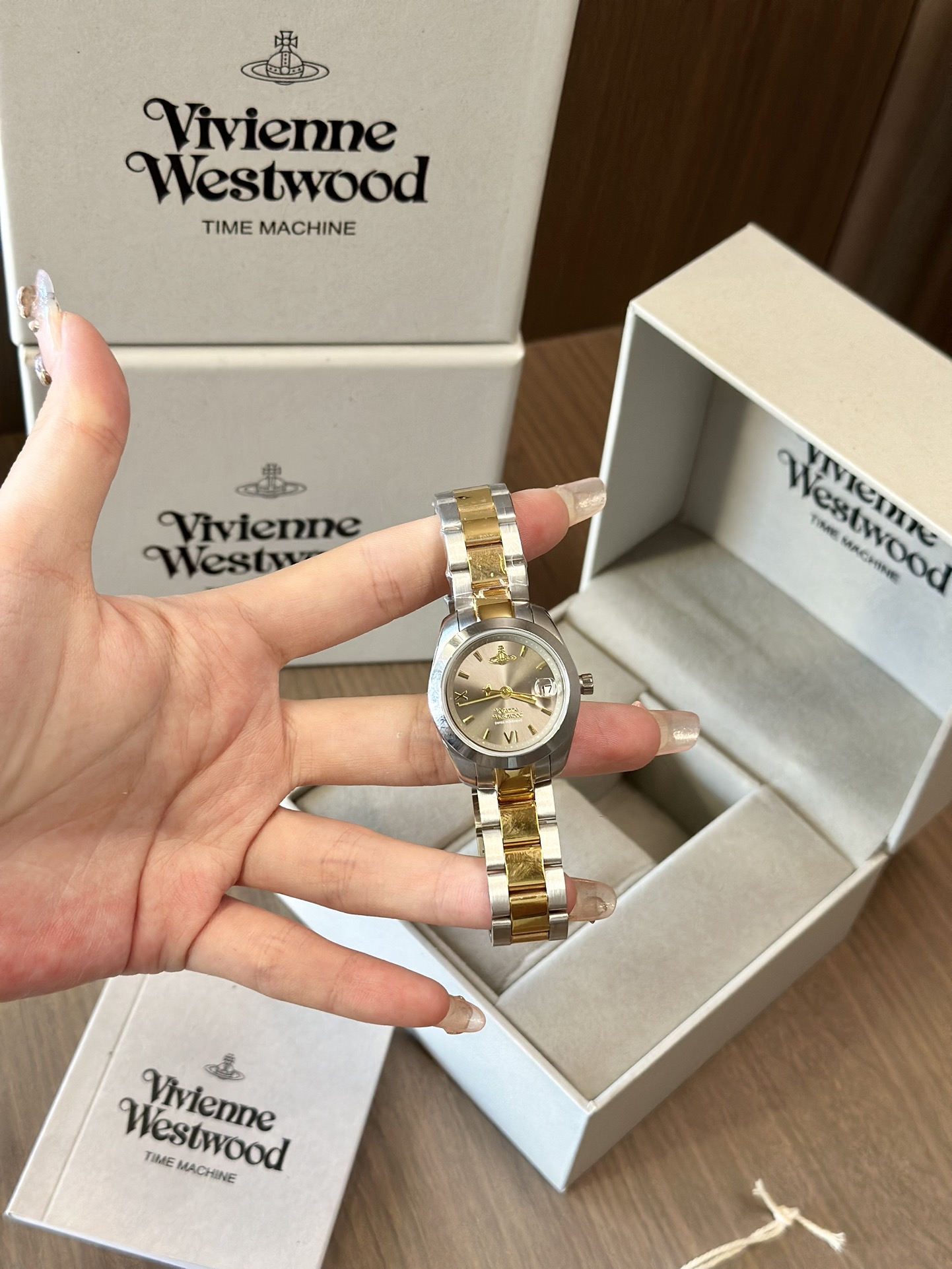 Two-Tone Gold and Brown - Comprehensive 8
