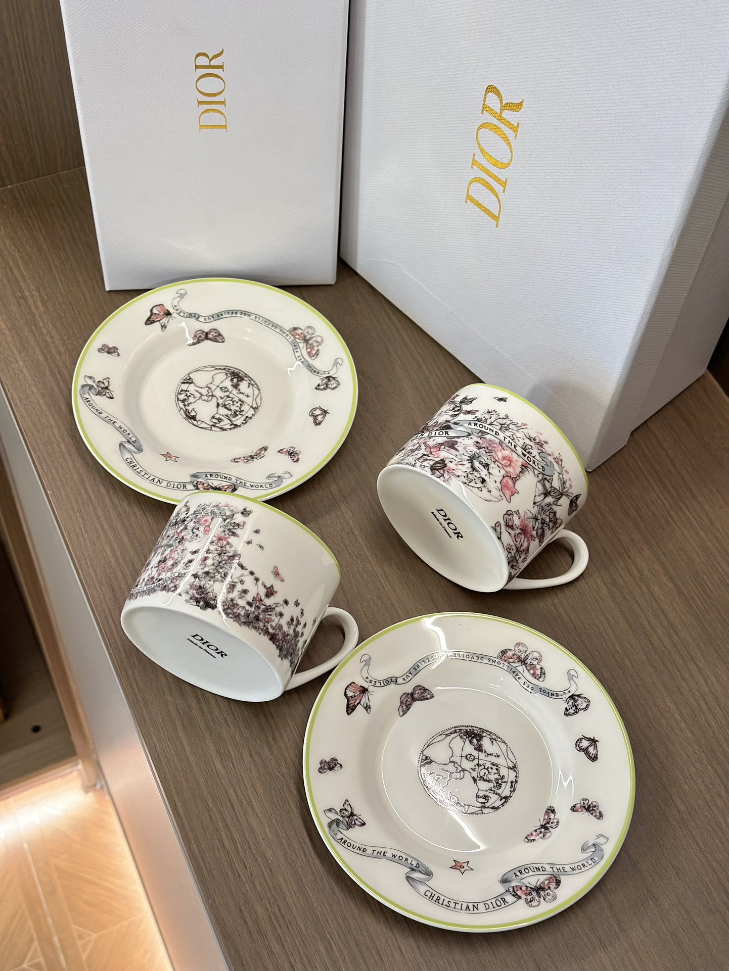 路易威登 Louis Vuitton 高定典藏名品高定成衣时装外套连衣裙衬衫T恤 #DF965676 3