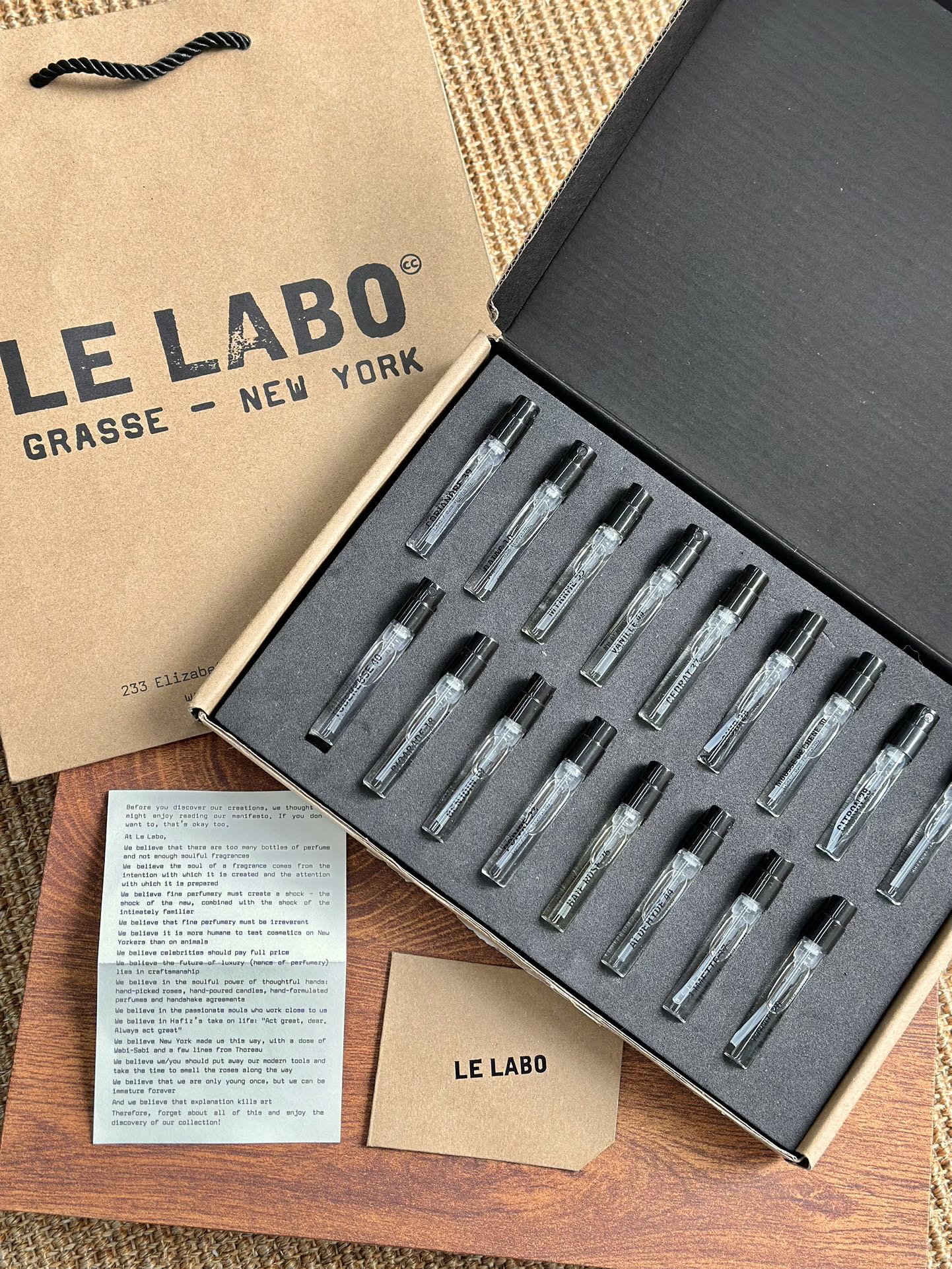 Gift Box SetHandbag cards are availableThe key is that it's really - Lifestyle 2