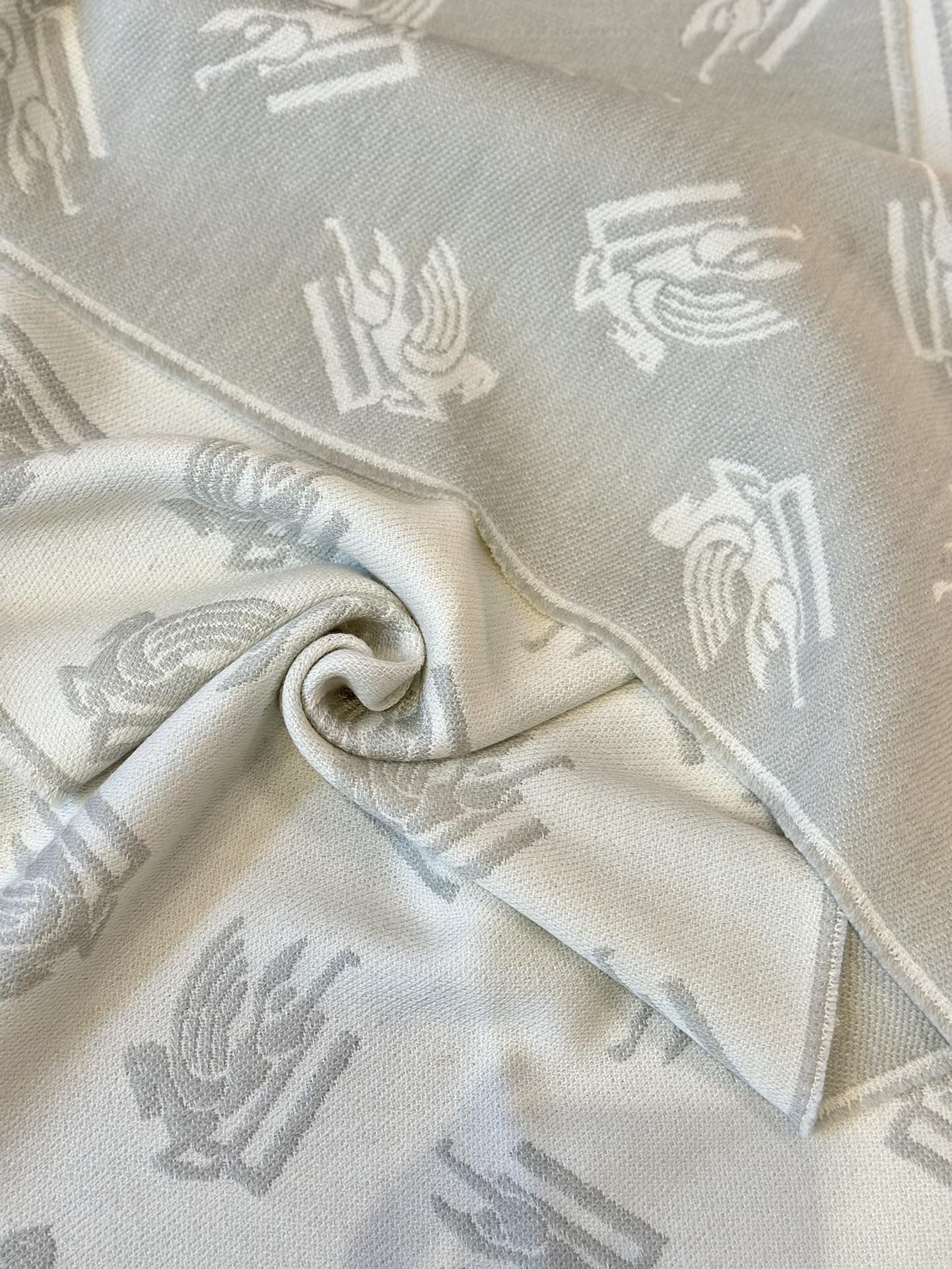 MiniCost Clothes 3