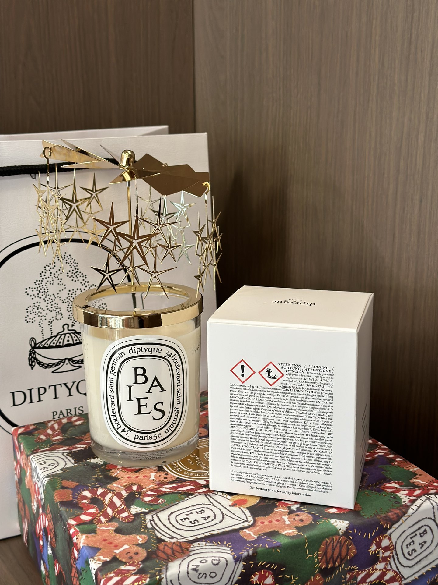 A nuanced fruity-floral fragrance defined by a crisp, balanced profile - Perfume 3