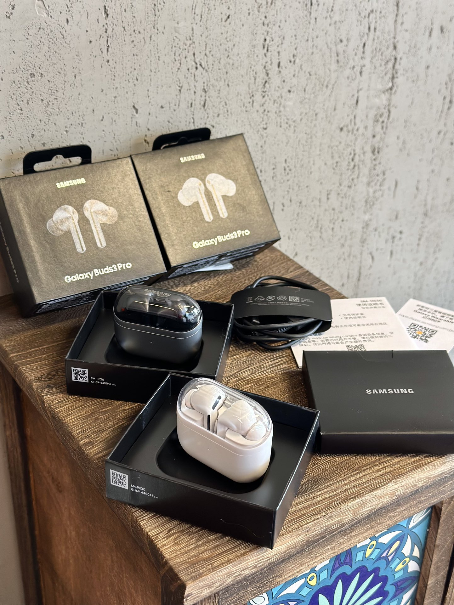 
三星 Galaxy buds3pro新款无线蓝牙耳机，颜值超高，入耳舒适，音质超级棒，值得入，开抢！！！
