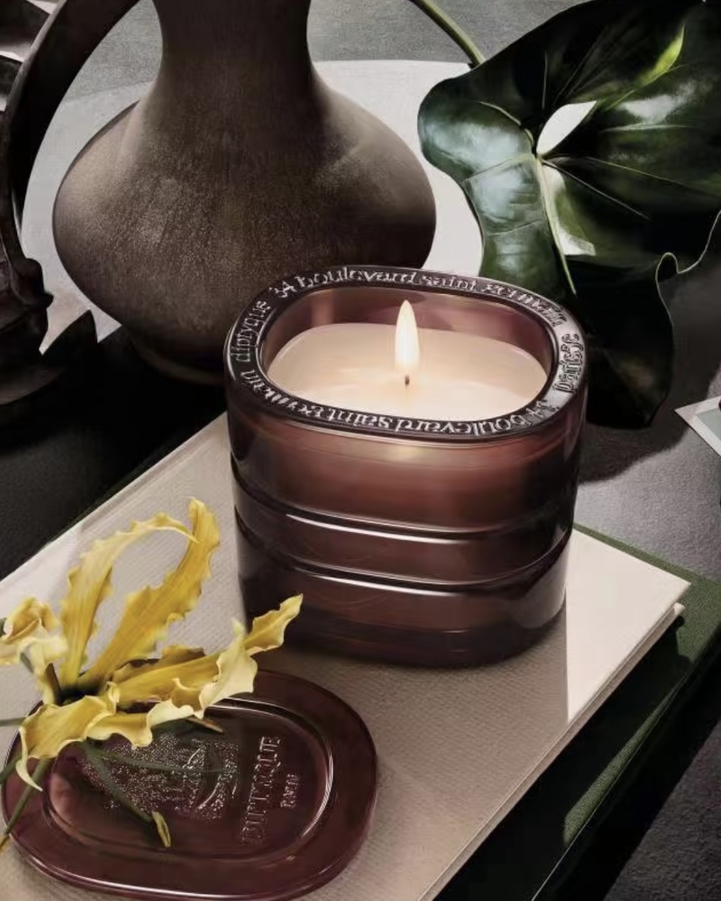 The perfumer interprets the essence of perfumeThe story of four secret - Perfume 2