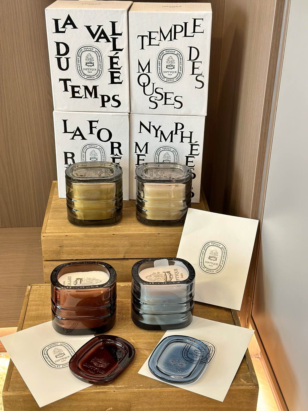 NO:808923,I have to say that Dityque’s Great Thousand Realm series candles are really beautiful!  !  No matter the appearance or the fragrance!  No need to be picky!  !  It’s the kind of thing you want to buy immediately after seeing it!  !  The appearance of the product not only shows the soft beauty of the brand, but also uses color changes to innovate, making people feel bright. Car aromatherapy, home fragrance, candles19860909不得不说 Dityque这次大千之境系列蜡烛 是真的好看！！不管是外观还是香氛味道！ 没得挑剔！！ 属于是看了就想买的那一档！！ 产品的外观也是既展现了品牌柔和的美感 也运用了颜色的变化进行了创新 让人觉得眼前一亮.,车载香薰.居家香氛.蜡烛,accessory