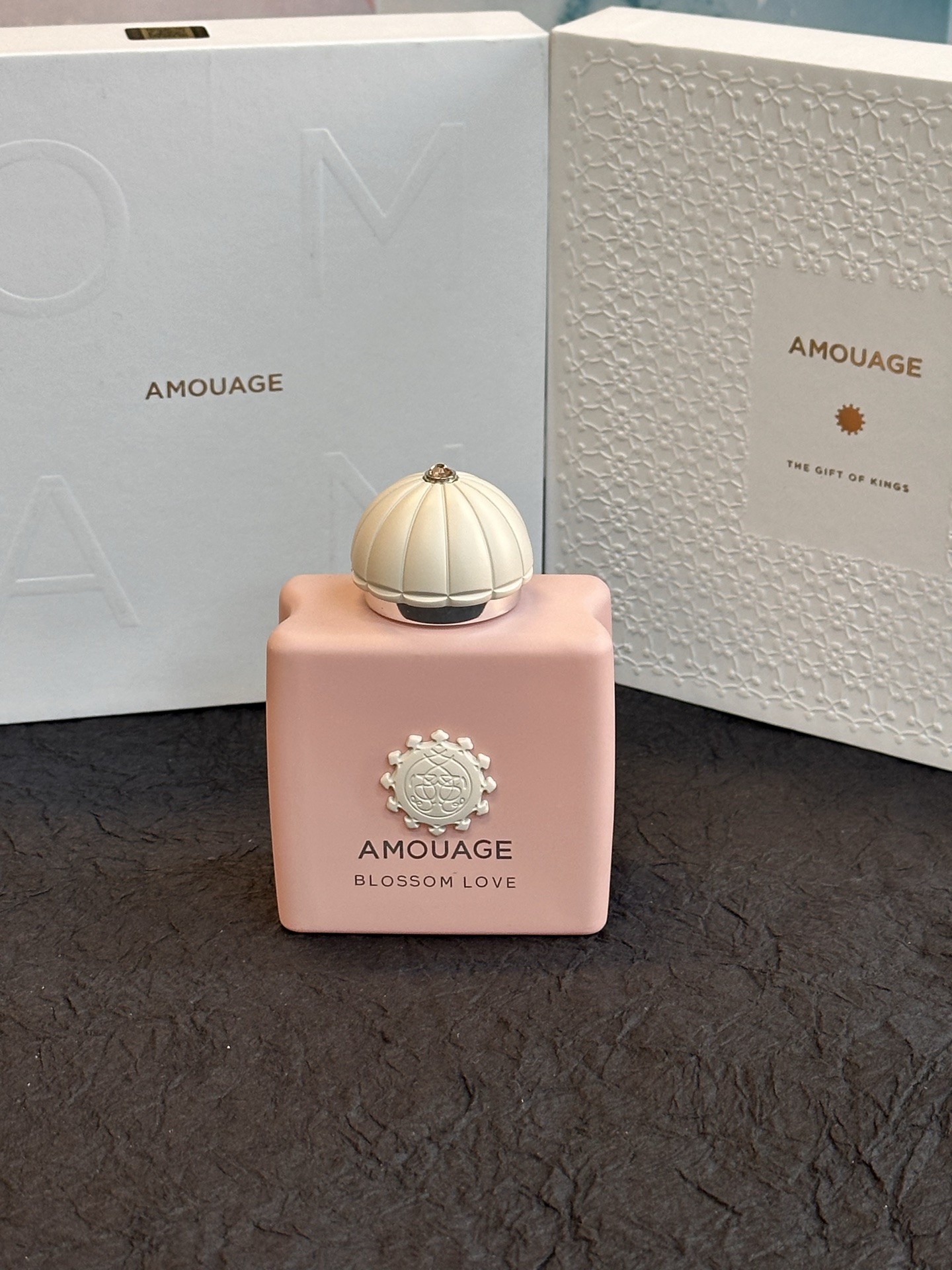 NO:810093,Amouage Heart Flower Blooming ml, female fragrance, floral fragrance, top note: cherry blossom rose, middle note ylang-ylang, almond, vanilla, base note tonka bean, sandalwood, woody fragrance, perfume19860909Amouage 爱慕 心花盛放ml 属性女香 香调花香调 前调樱花 玫瑰 中调依兰 杏仁 香草 后调零陵香豆 檀香木 木质香,香水,accessory