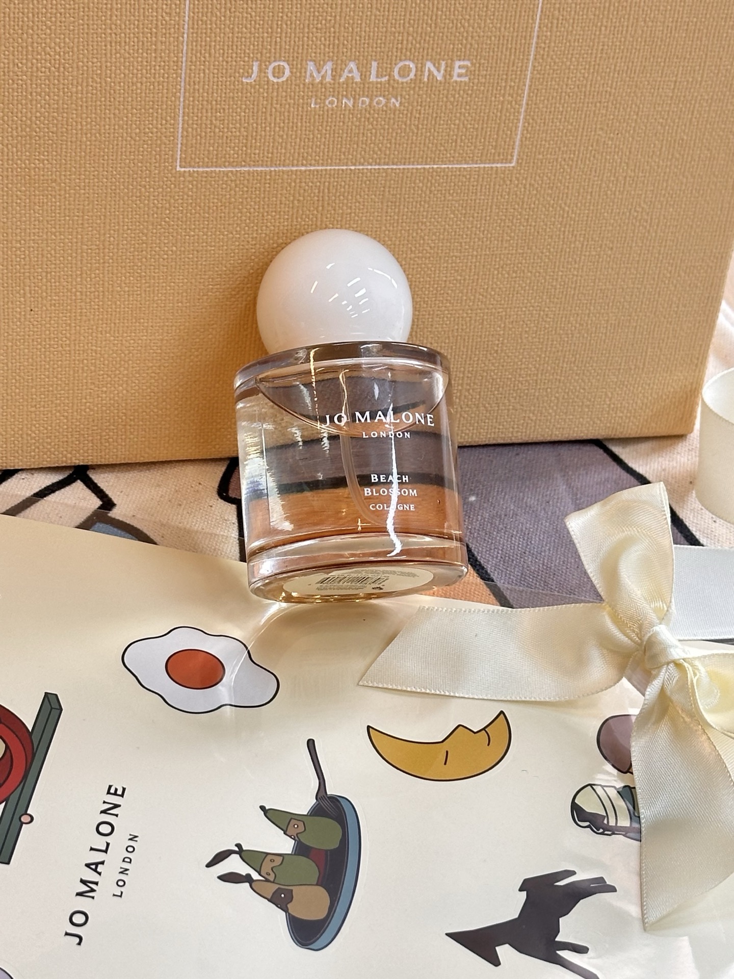 NO:810117,Buy the series you won’t regret!  Use it to bring your own deodorant!  Use it and you'll be a walking diffuser!  Absolutely amazing!  ,perfume19860909买了不后悔系列！用它自带体香！用了你就是行走的扩香器！真的绝！,香水,accessory