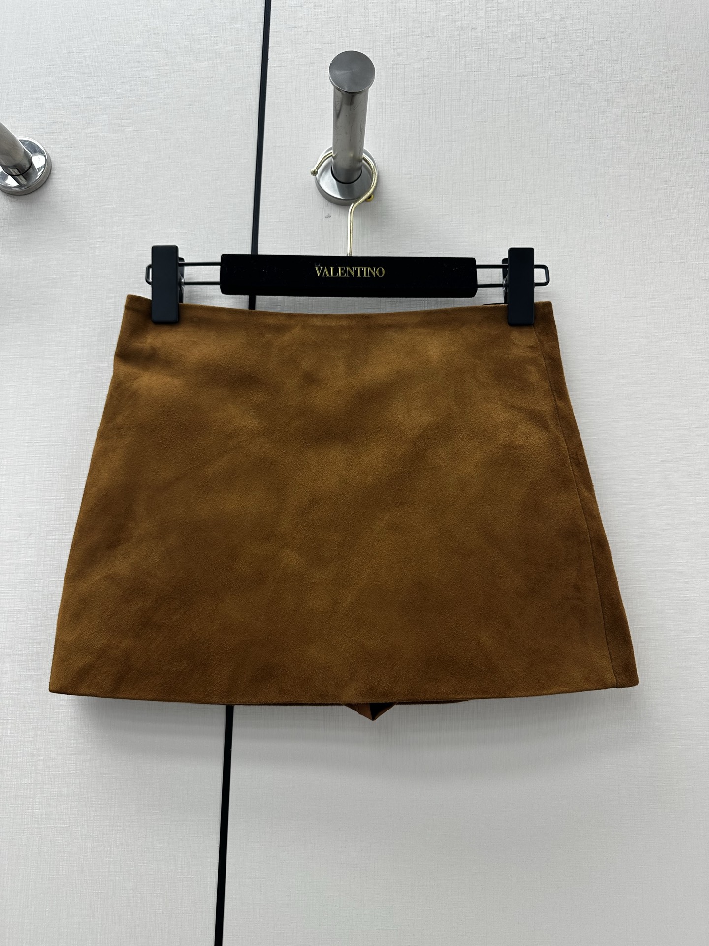 NO:946074,SLP Introduction | 2026 Spring and Summer New Products This season’s best leather skirt item!  Original custom-made, sweet and cool retro temperament, imported first-layer suede!  The style is versatile and fashionable!  High-end niche high-end!  - MATERIAL - Leather suede imported from South Africa size S- XL, women's clothing, loro piana, skirts,19860909SLP简介｜2026春夏新品 本季度最佳皮裙单品！原版订制 甜酷风复古气质 进口头层反绒皮！版型不挑人百搭又时髦！高级小众高端！ - MATERIAL 材质 - 皮面南非进口反绒皮 sizeＳ- XL,女装,loro piana,skirts,,Women's clothing