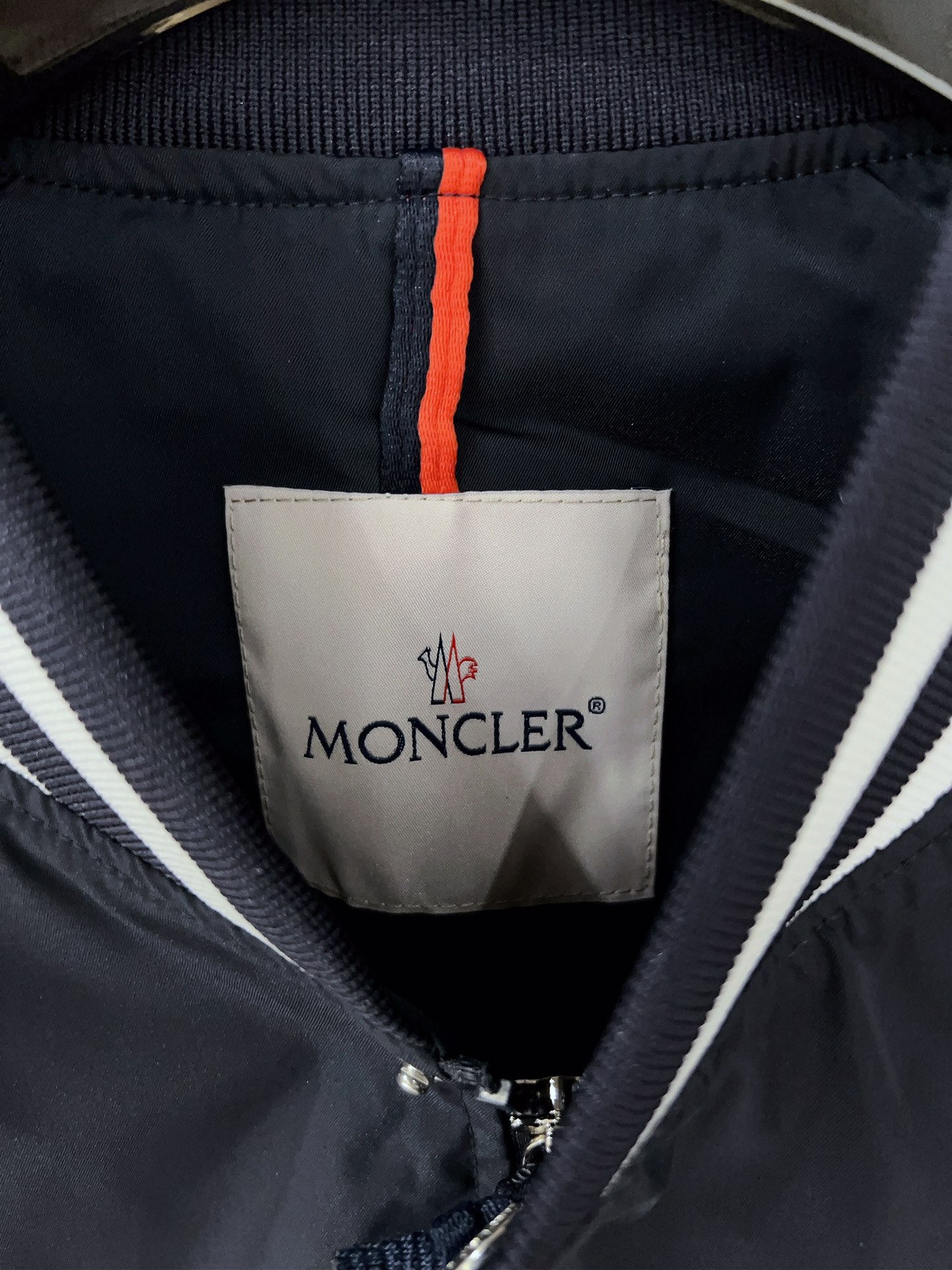 Moncler蒙口2024秋冬官网同步发售秋冬男士立领棒球服夹克外套高端版本！专柜定制面料定制进口聚酯纤