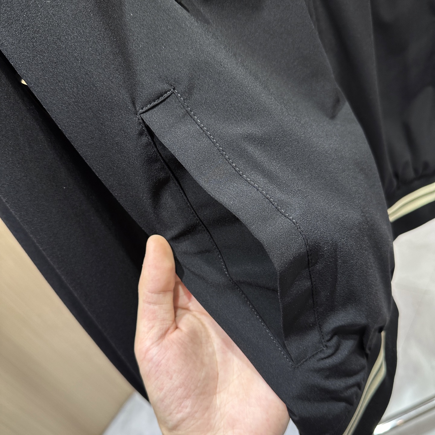   #爆款爆款主推
🆕🆕🆕普拉达 PRADA  2025ss新款男士夹克外套，官网同款，提前发售！原单三