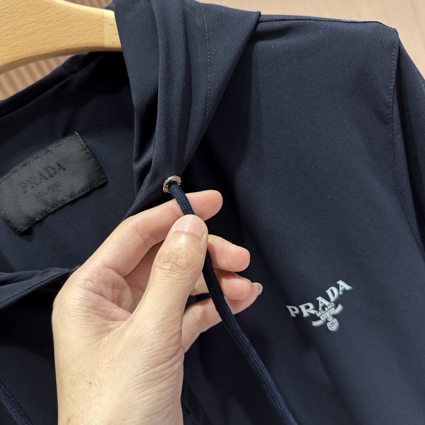   #爆款爆款主推
🆕🆕🆕普拉达 PRADA  2025ss新款男士夹克外套，官网同款，提前发售！原单三